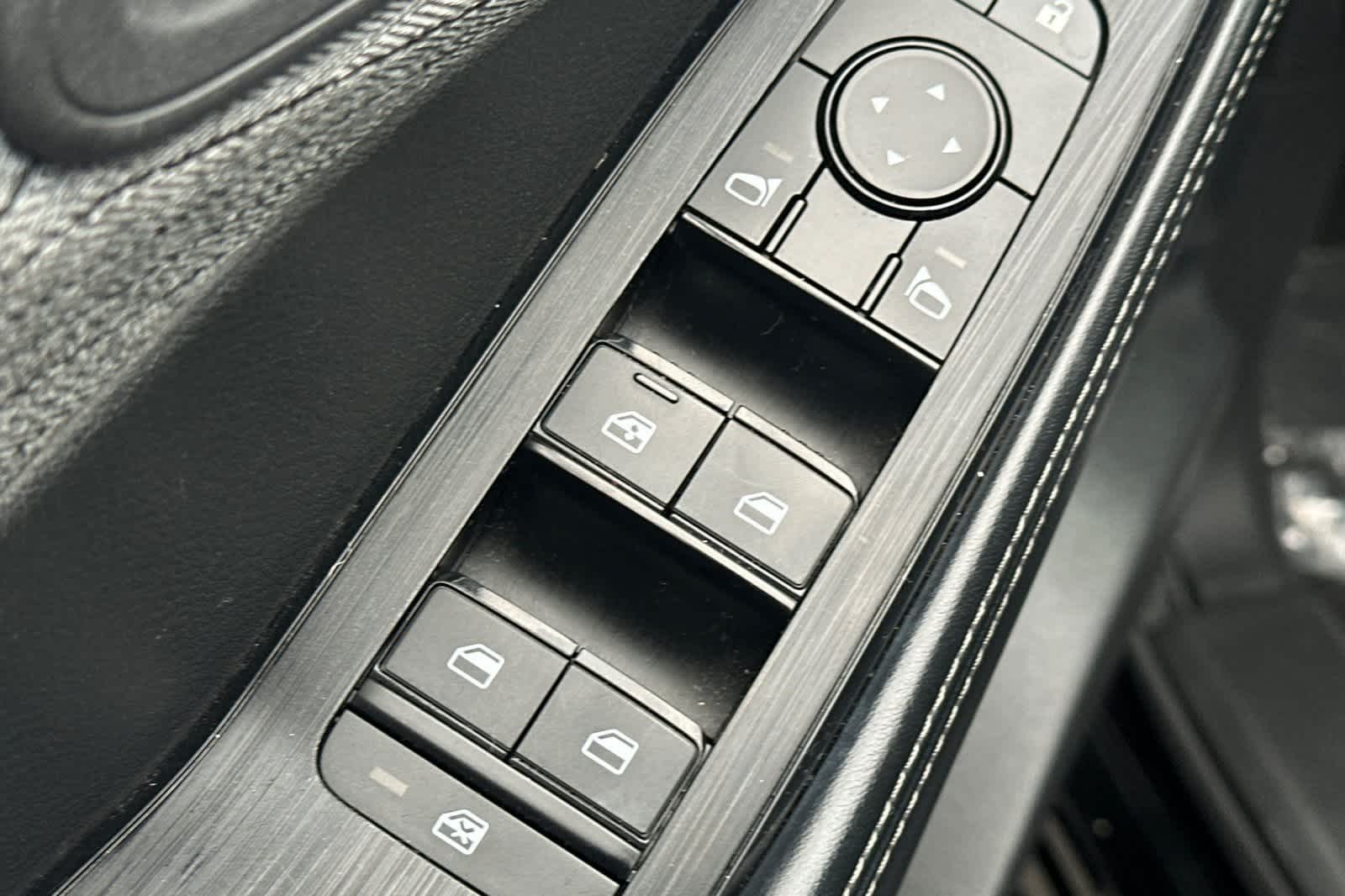 Thumbnail: 2023 Nissan Rogue - 14