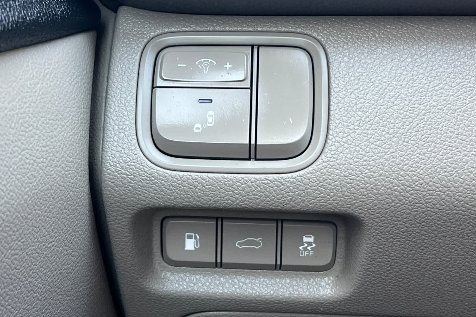 Thumbnail: 2018 Kia Optima - 30