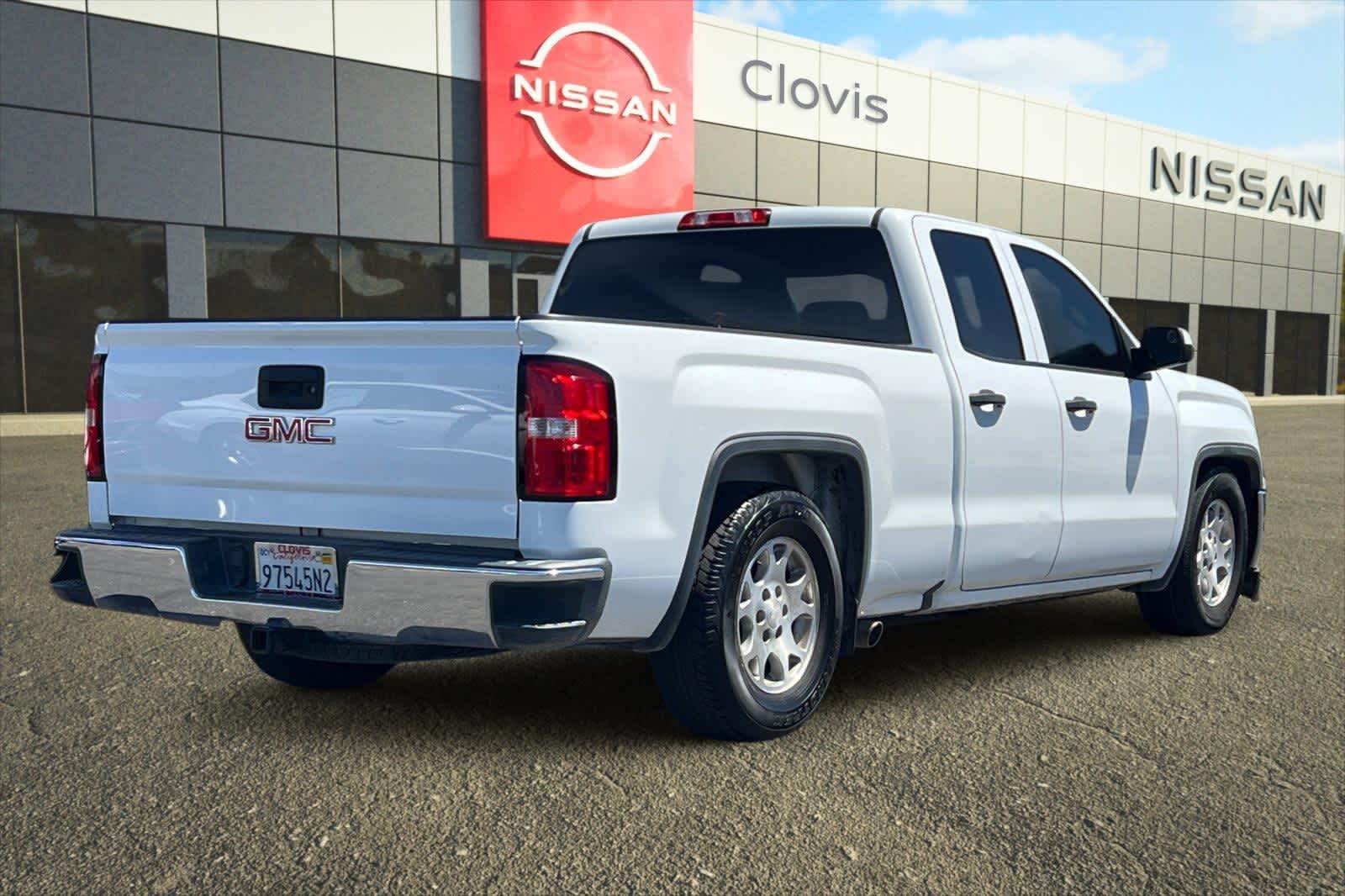 Thumbnail: 2018 GMC Sierra 1500 - 3