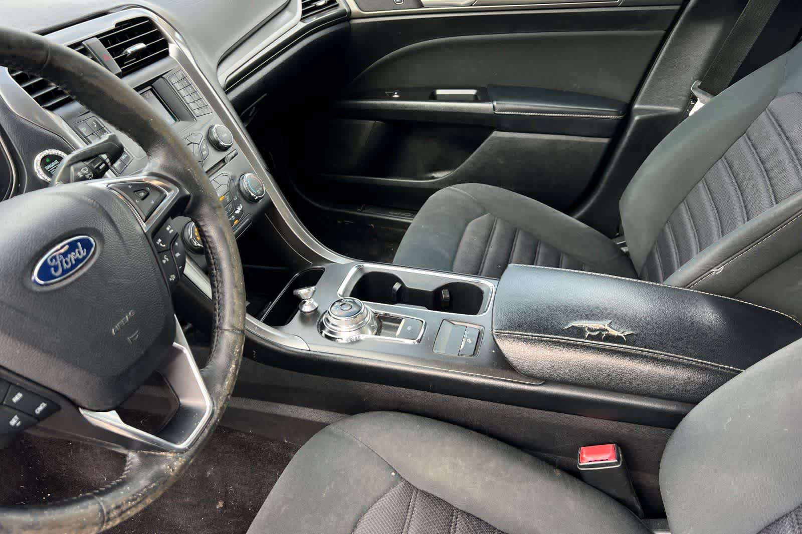 Thumbnail: 2017 Ford Fusion - 14