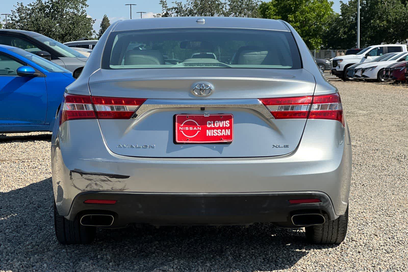 Thumbnail: 2015 Toyota Avalon - 8