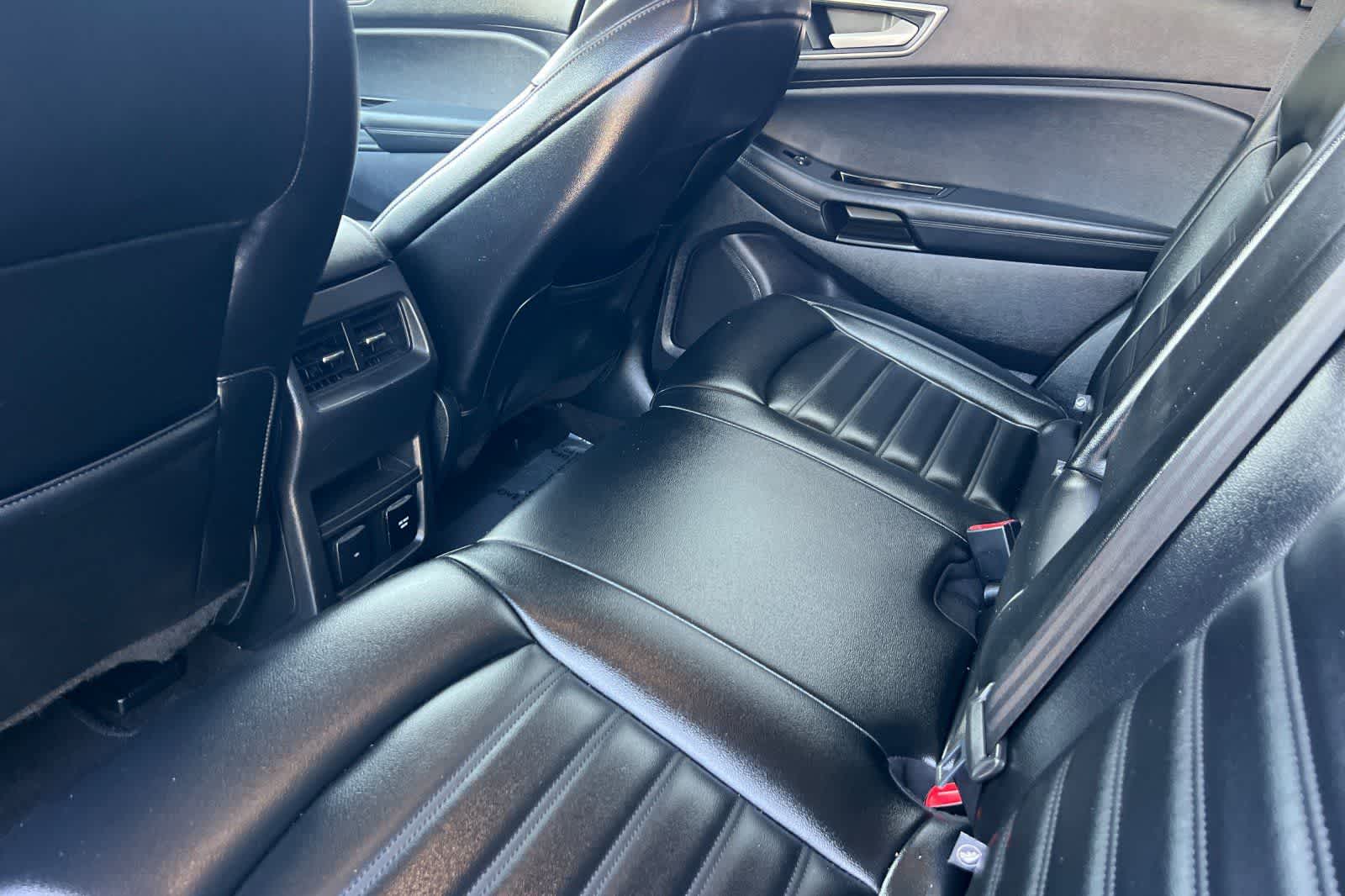 Thumbnail: 2020 Ford Edge - 5