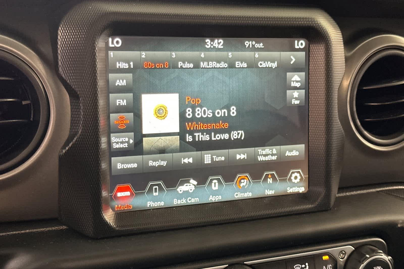 Thumbnail: 2023 Jeep Wrangler - 20