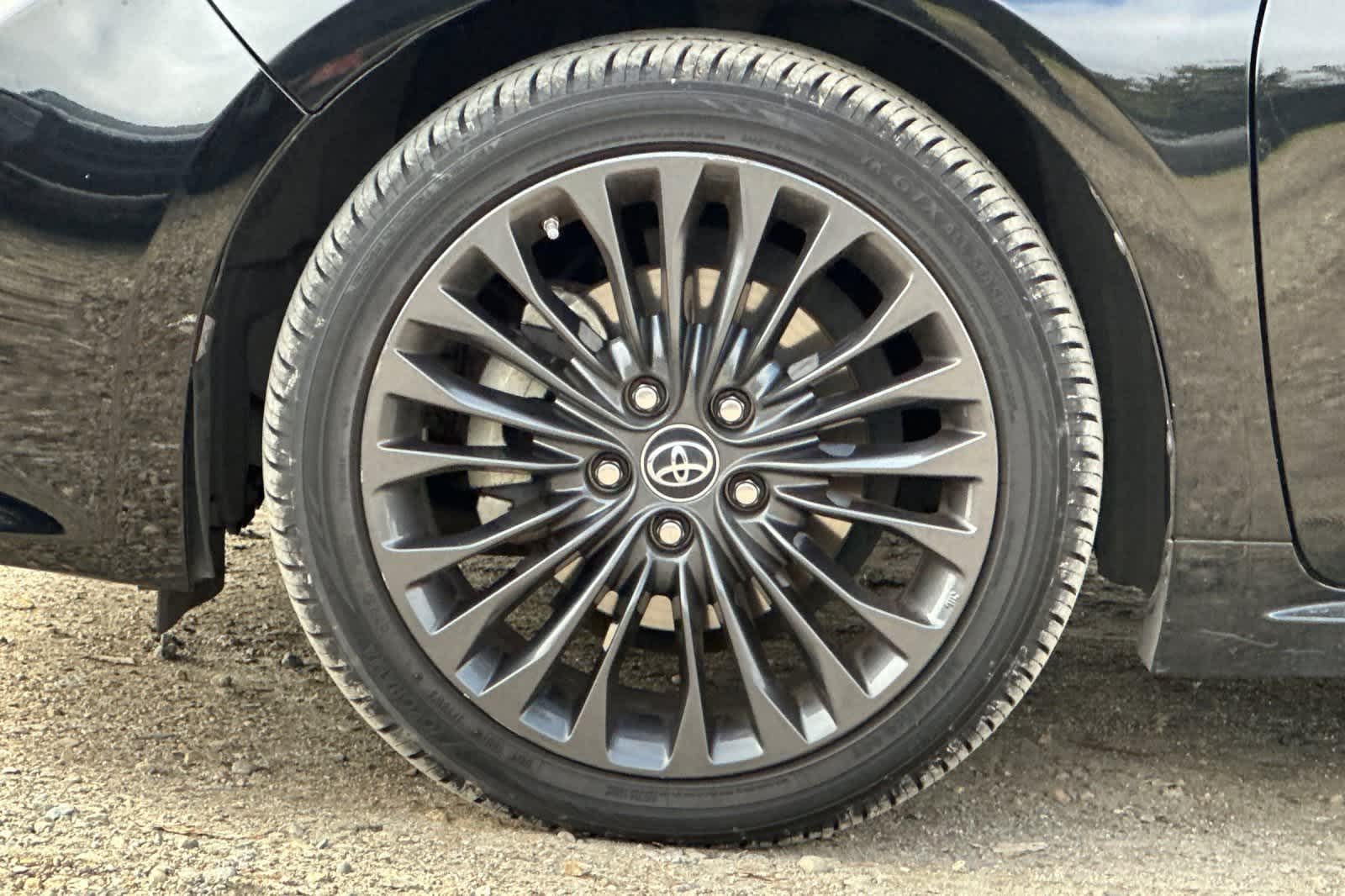 Thumbnail: 2016 Toyota Avalon - 27