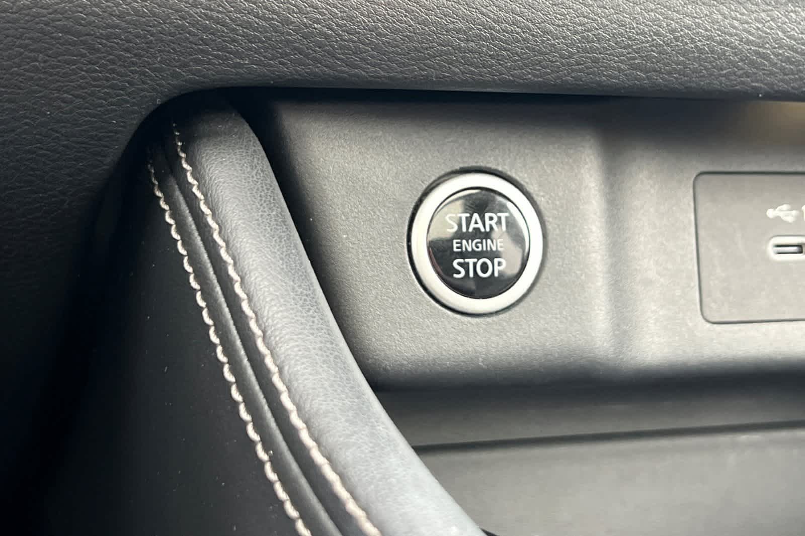 Thumbnail: 2021 Nissan Rogue - 26