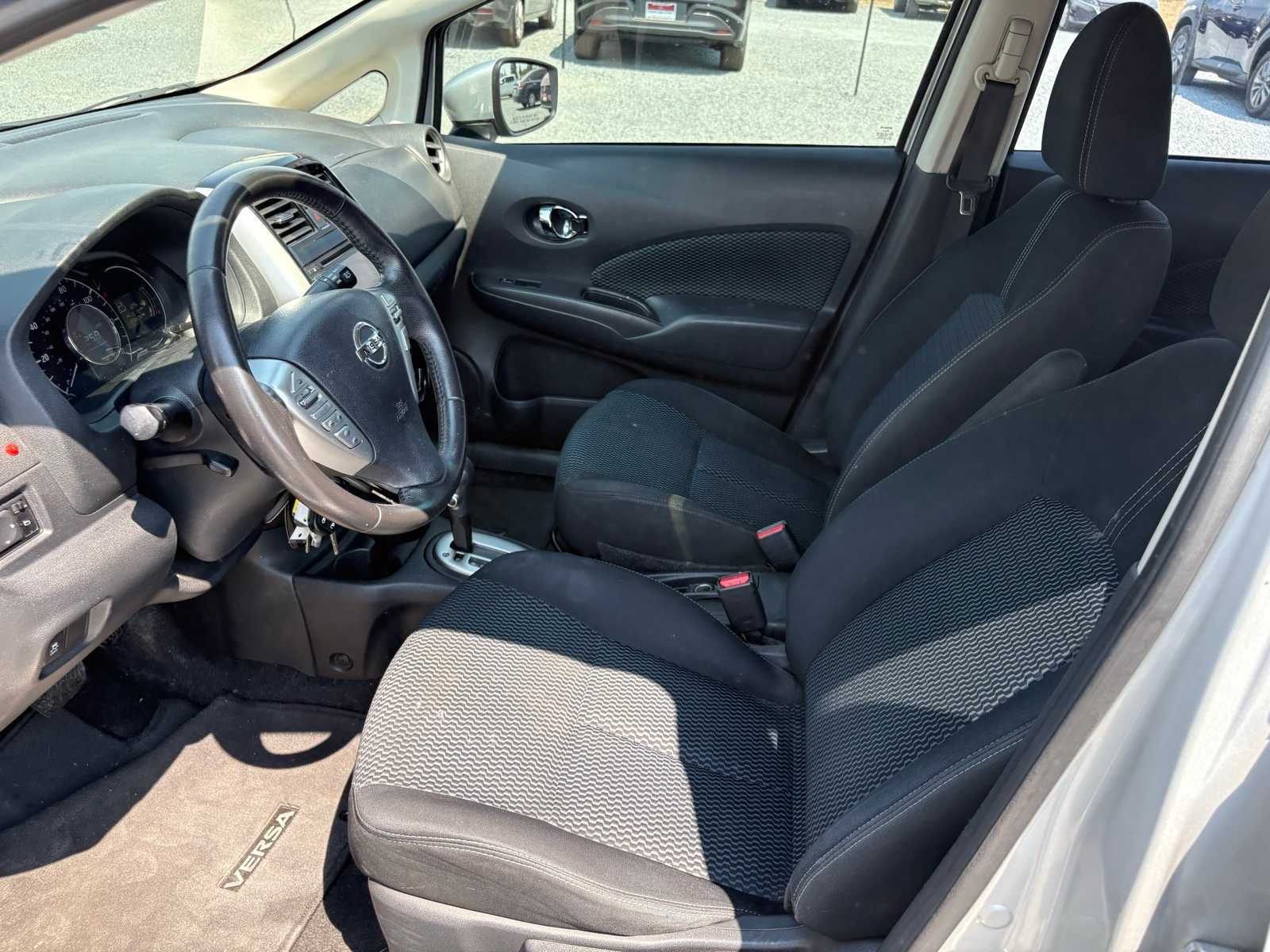 Thumbnail: 2016 Nissan Versa Note - 11