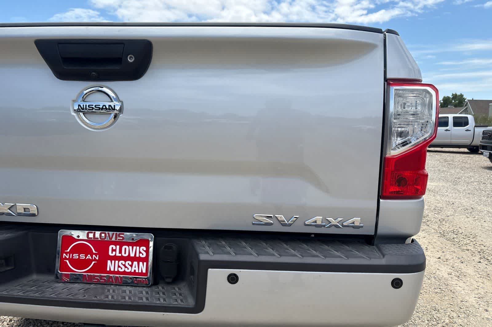 Thumbnail: 2017 Nissan Titan - 13