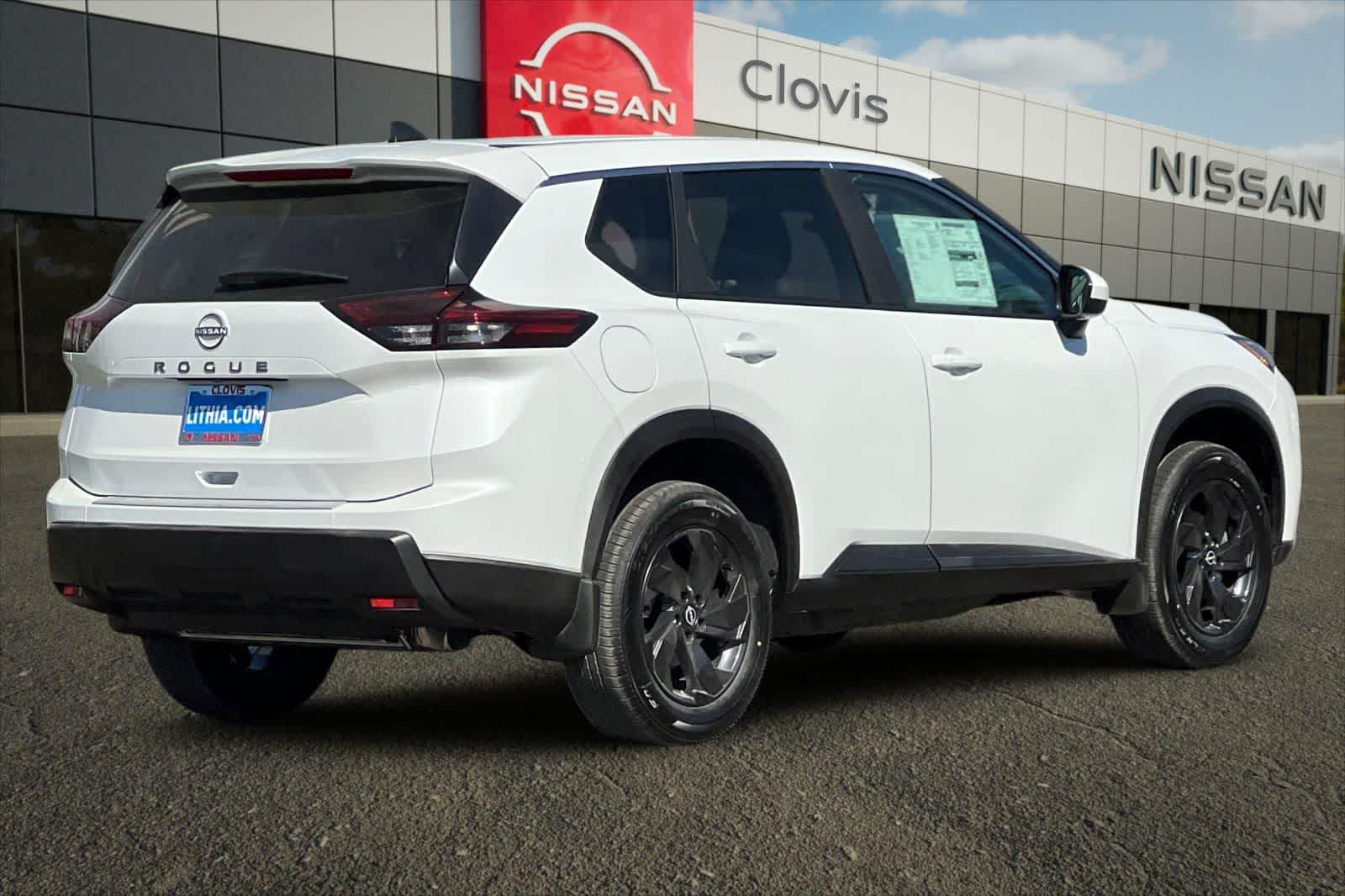 Thumbnail: 2026 Nissan Rogue - 3