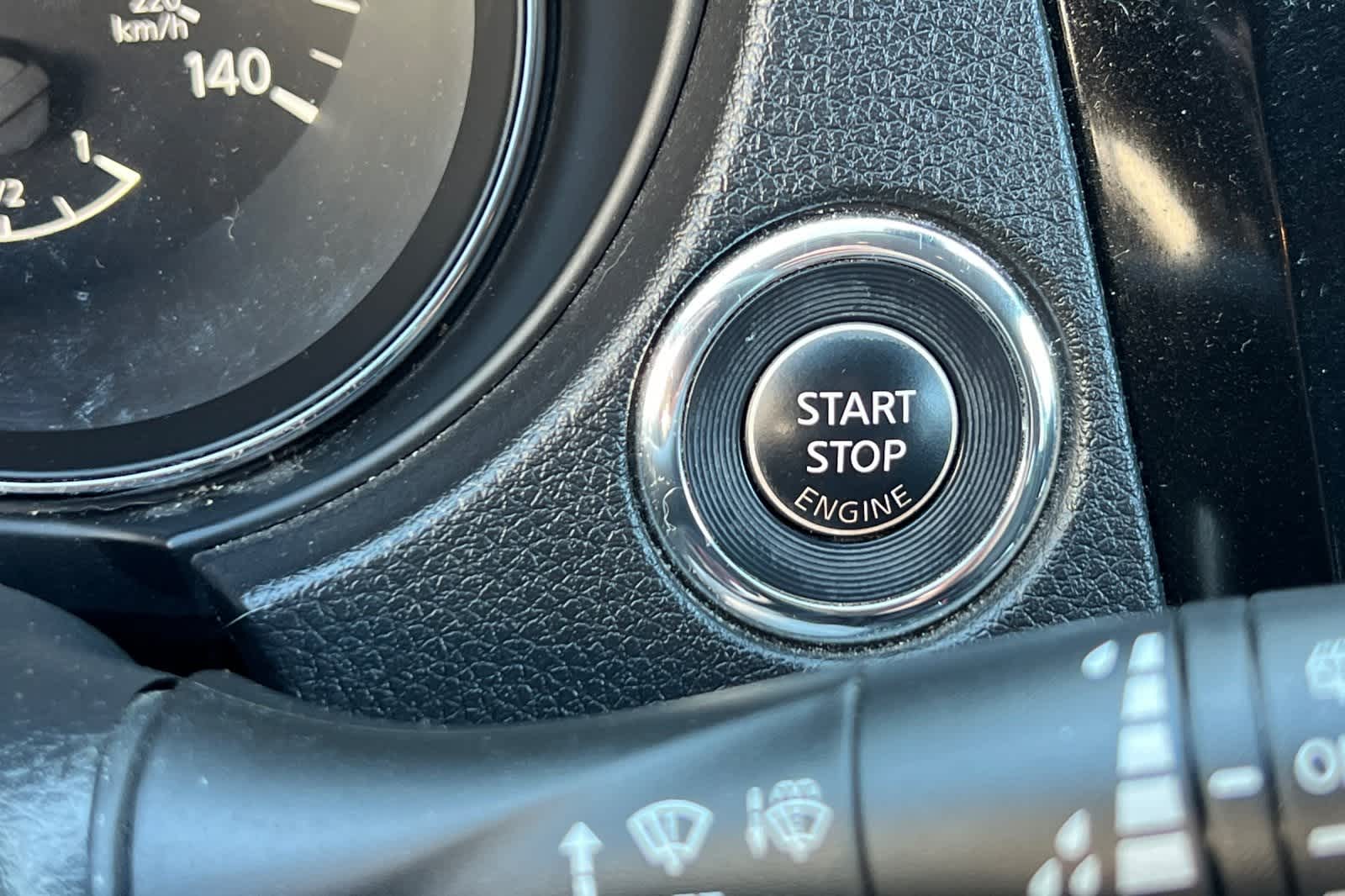 Thumbnail: 2020 Nissan Rogue - 28