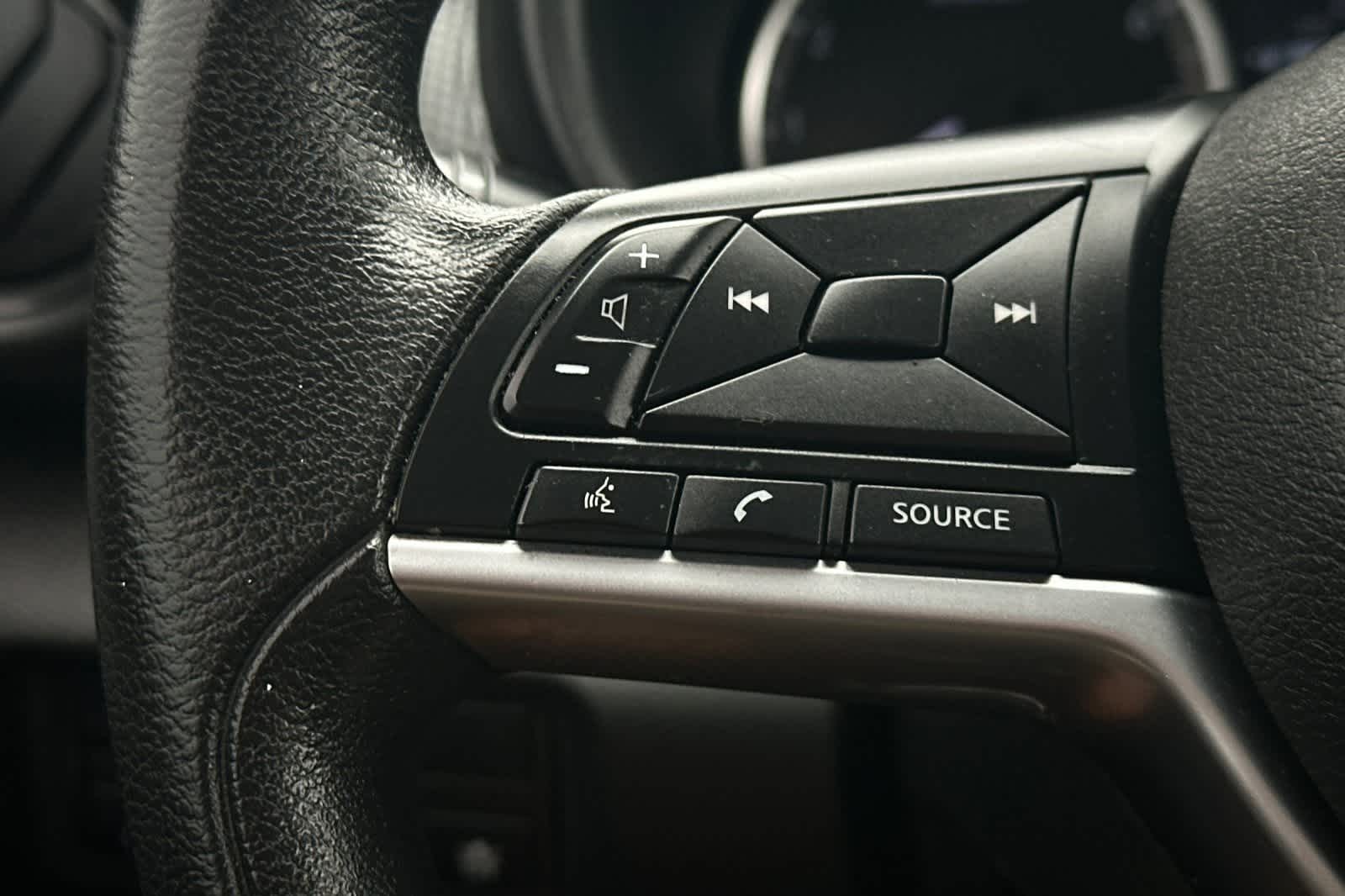 Thumbnail: 2021 Nissan Kicks - 31