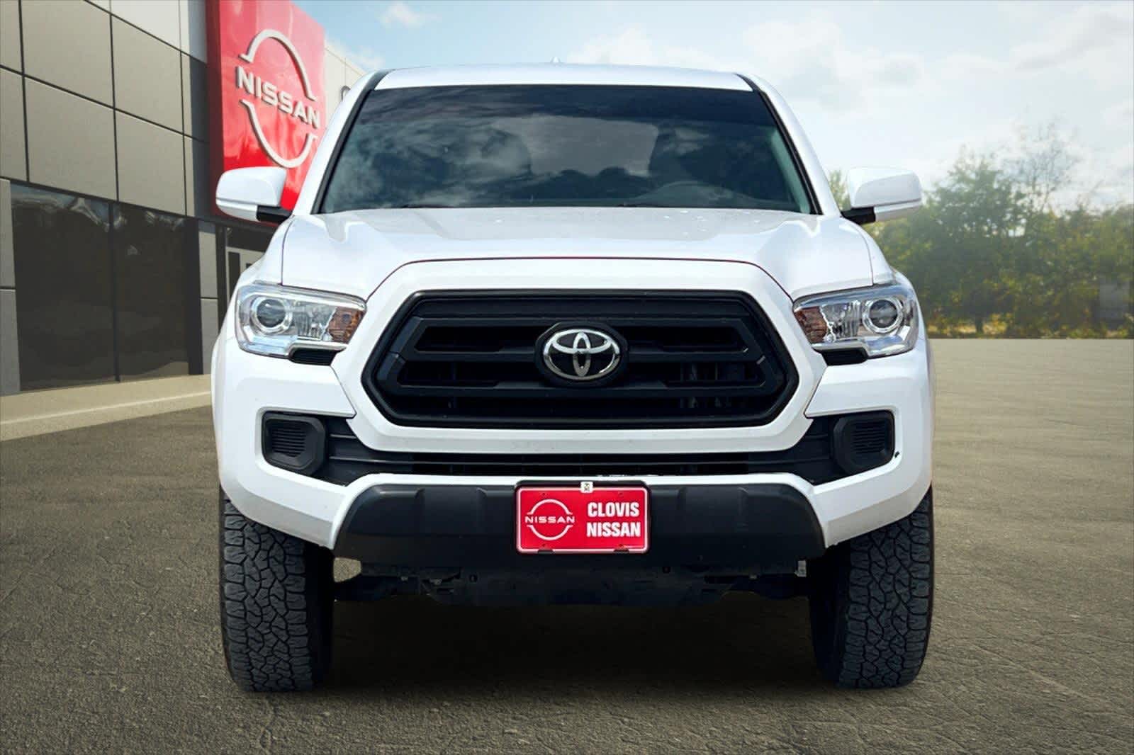 Thumbnail: 2022 Toyota Tacoma - 11