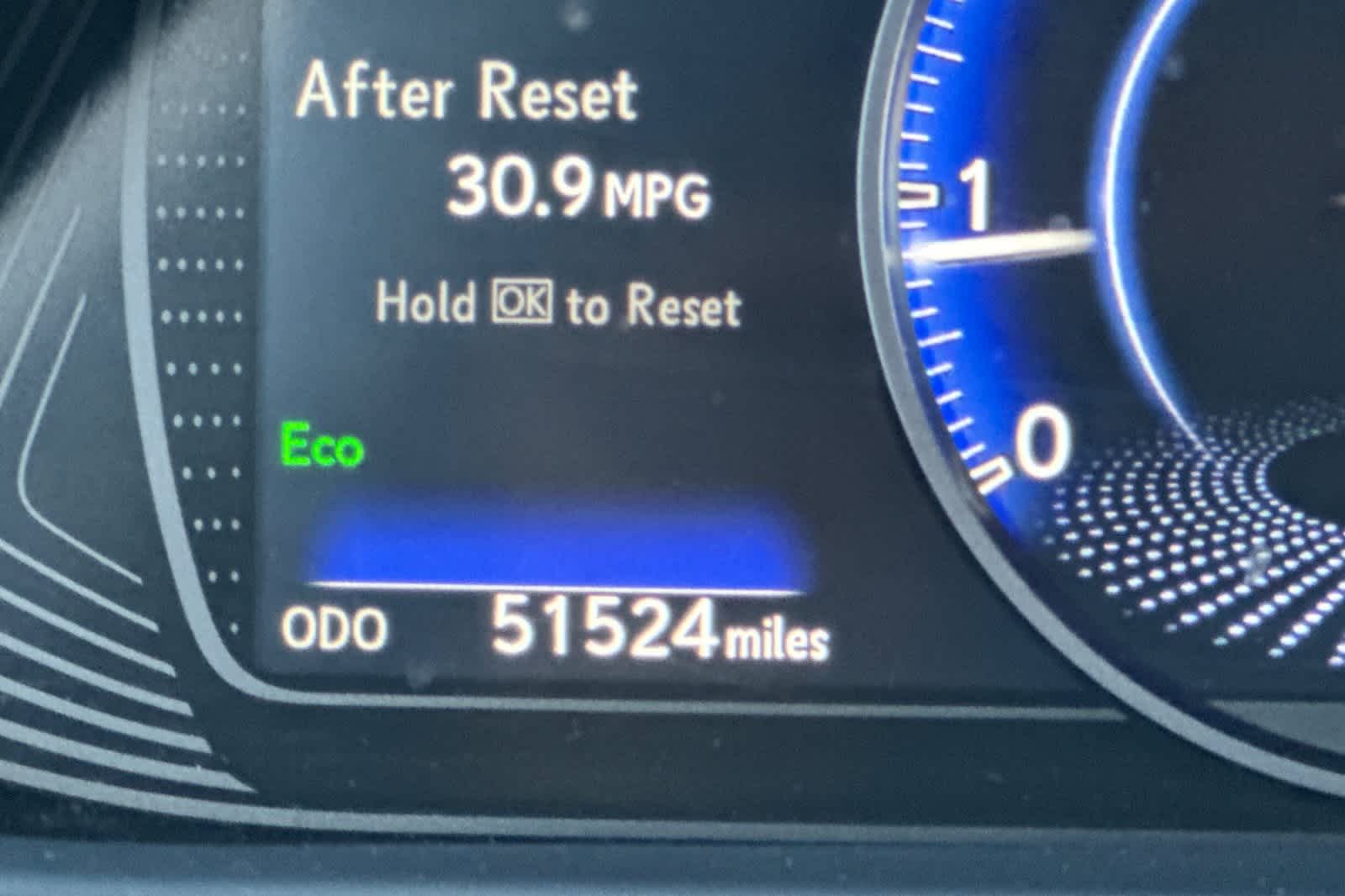 Thumbnail: 2021 Lexus UX - 28