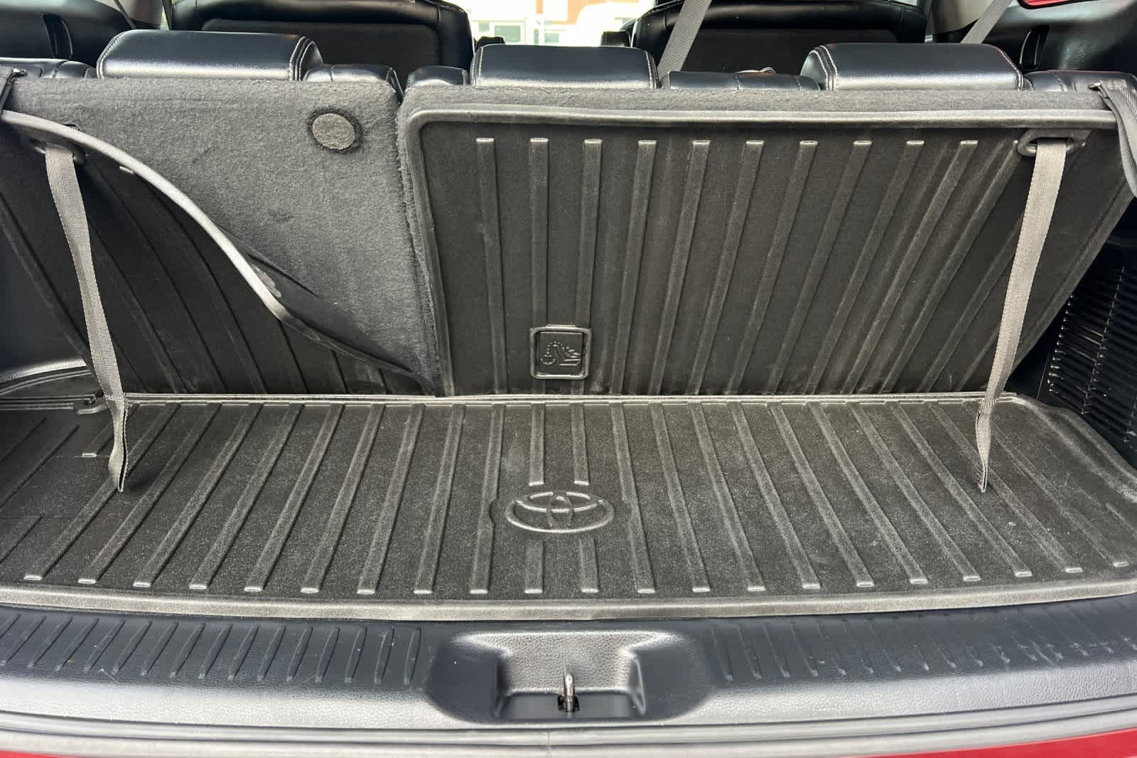 Thumbnail: 2017 Toyota Highlander - 19