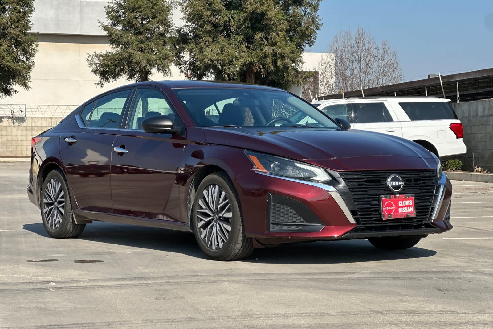 Thumbnail: 2024 Nissan Altima - 10