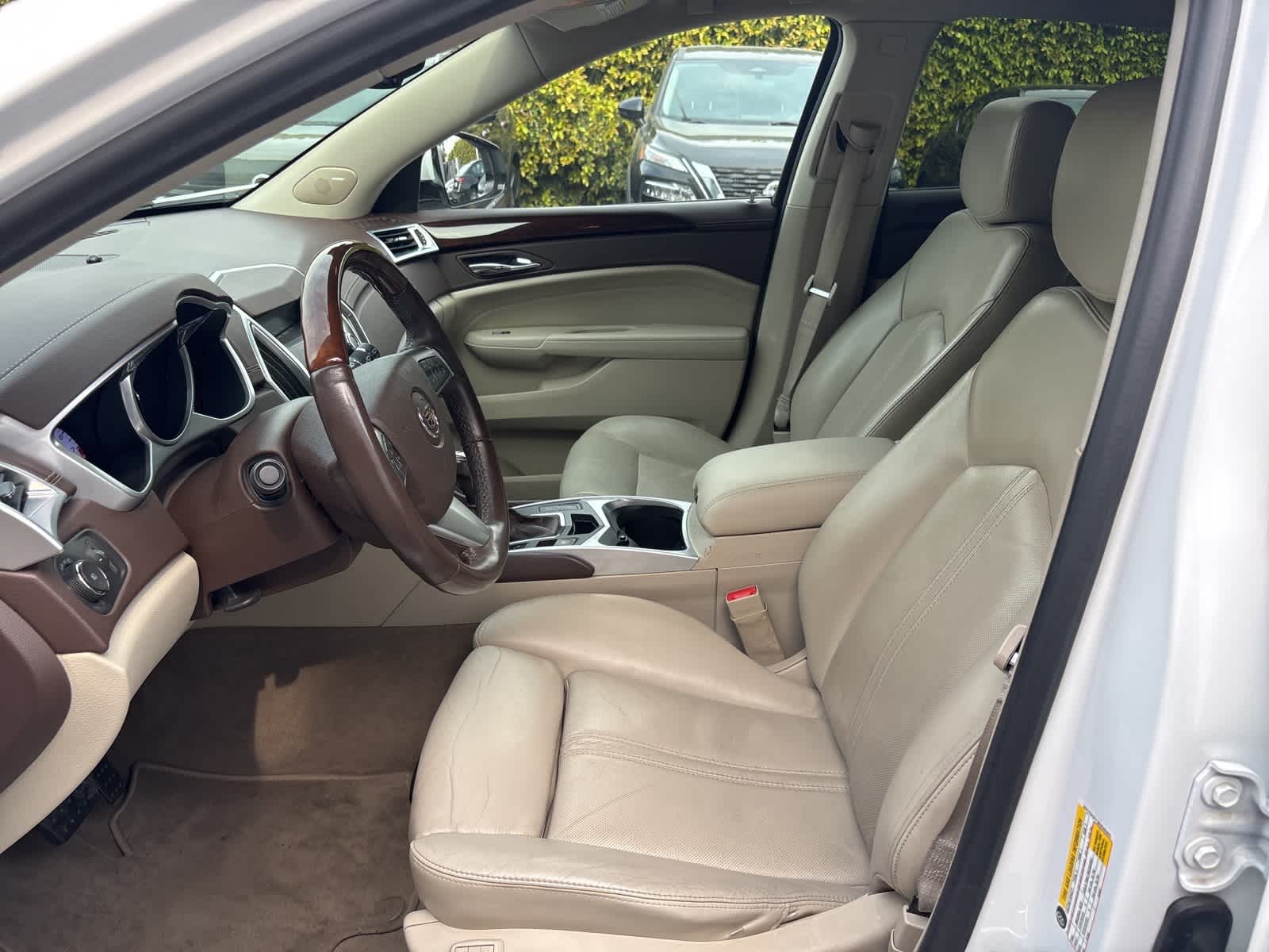 Thumbnail: 2011 Cadillac SRX - 11