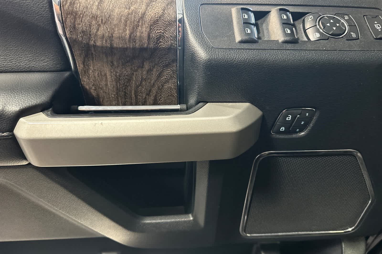 Thumbnail: 2019 Ford F-250 - 15