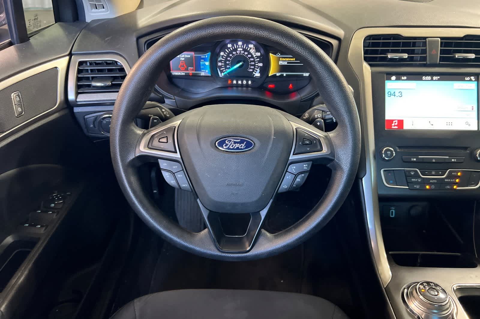 Thumbnail: 2018 Ford Fusion - 17