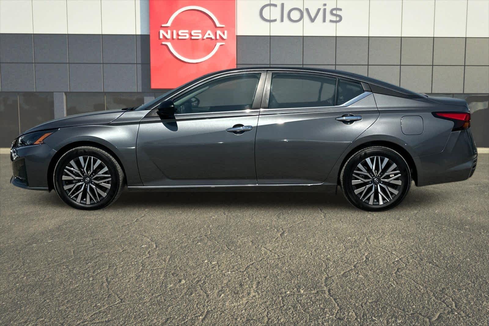 2025 Nissan Altima SV 6