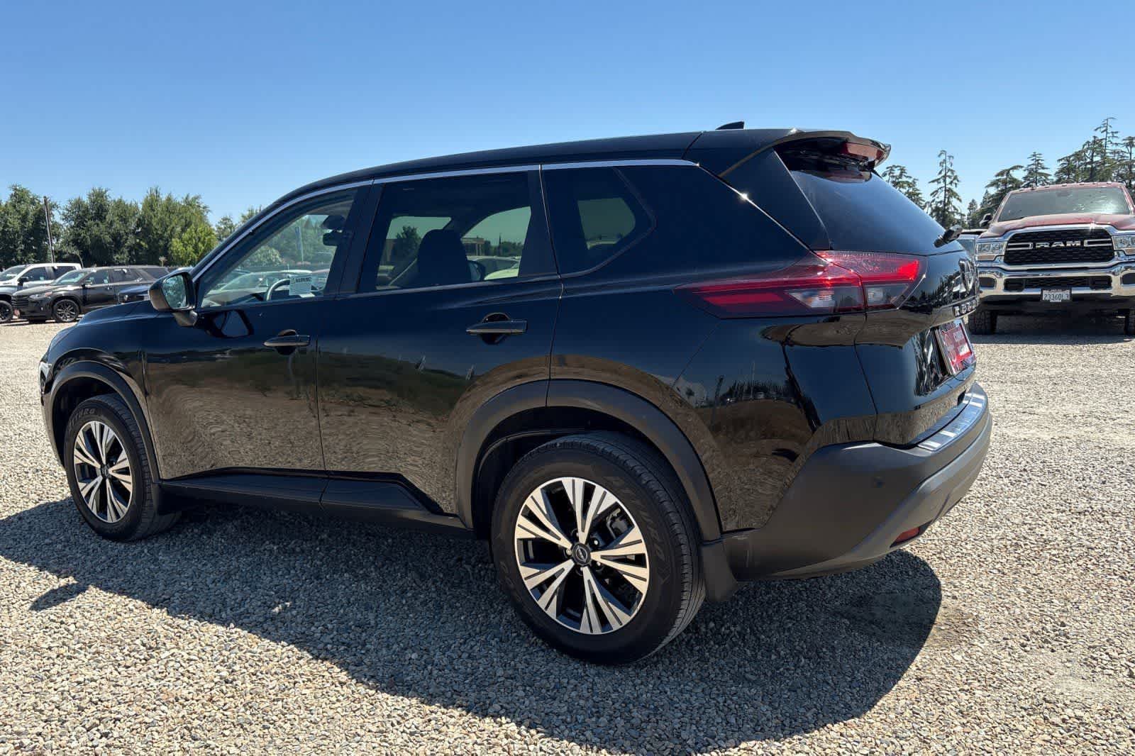 Thumbnail: 2023 Nissan Rogue - 7