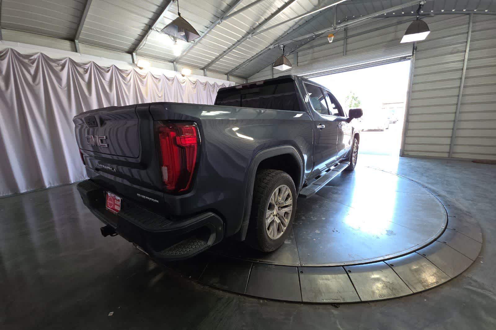 Thumbnail: 2020 GMC Sierra 1500 - 2