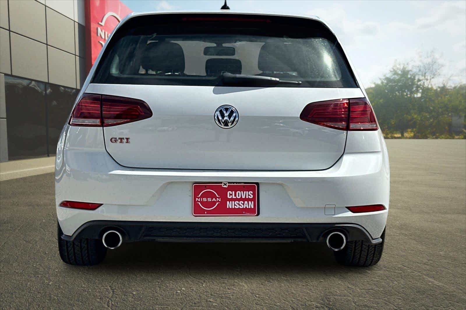 Thumbnail: 2019 Volkswagen Golf - 8