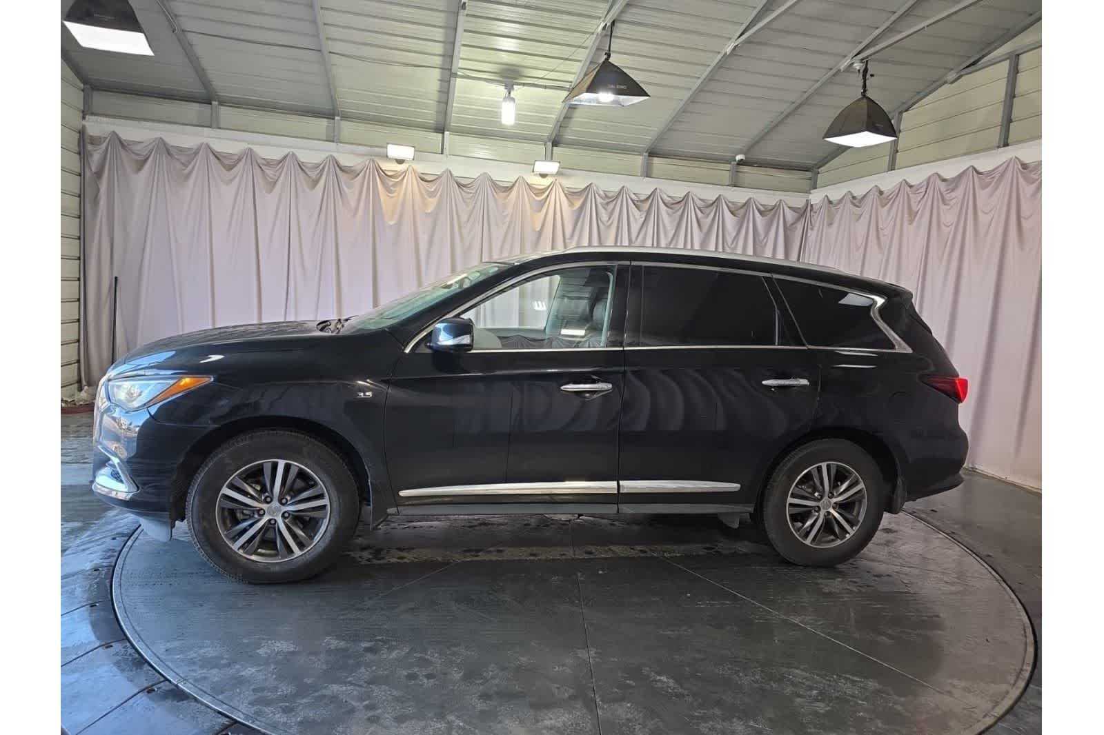 Thumbnail: 2020 INFINITI QX60 - 4