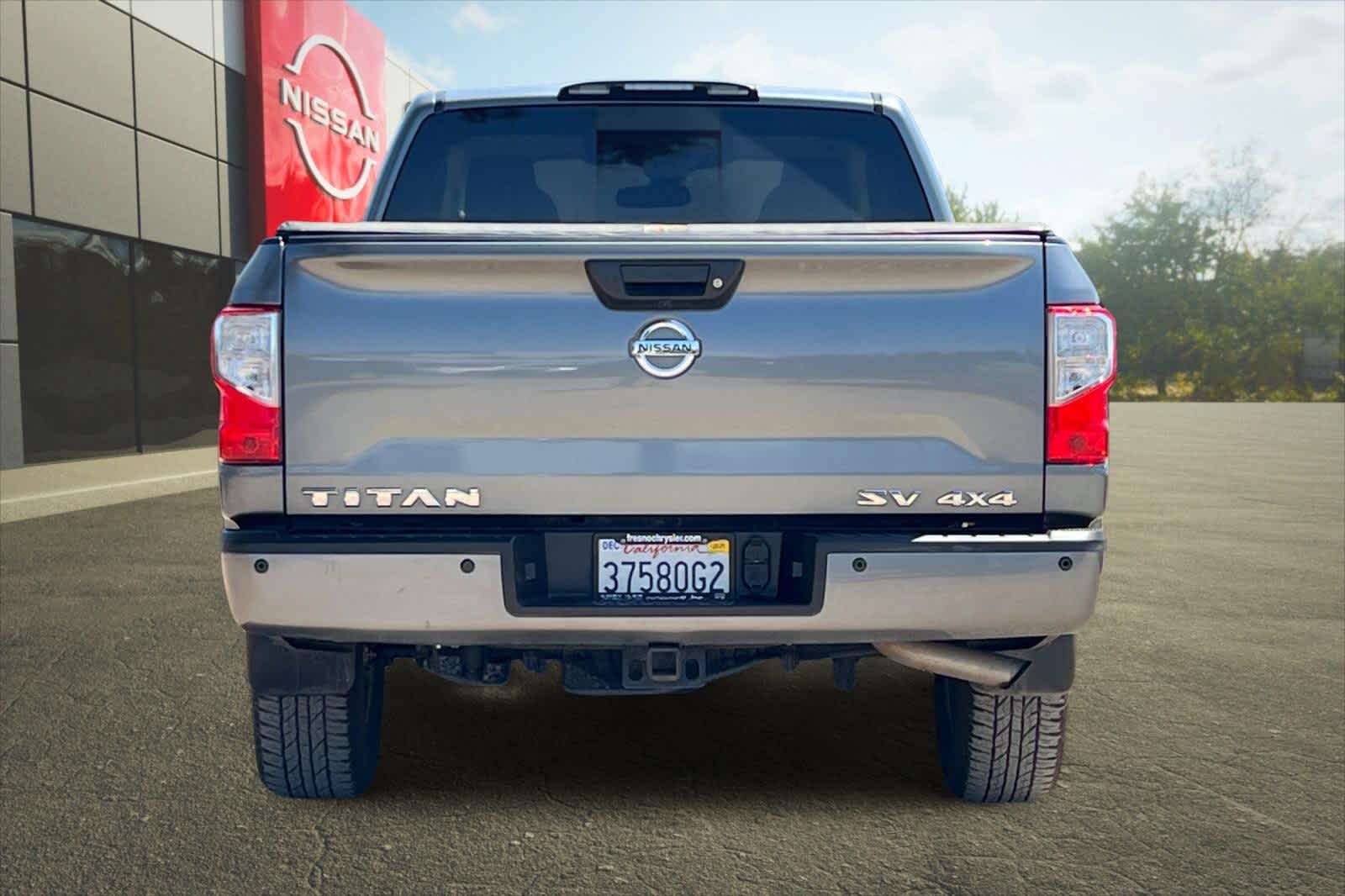 Thumbnail: 2017 Nissan Titan - 8