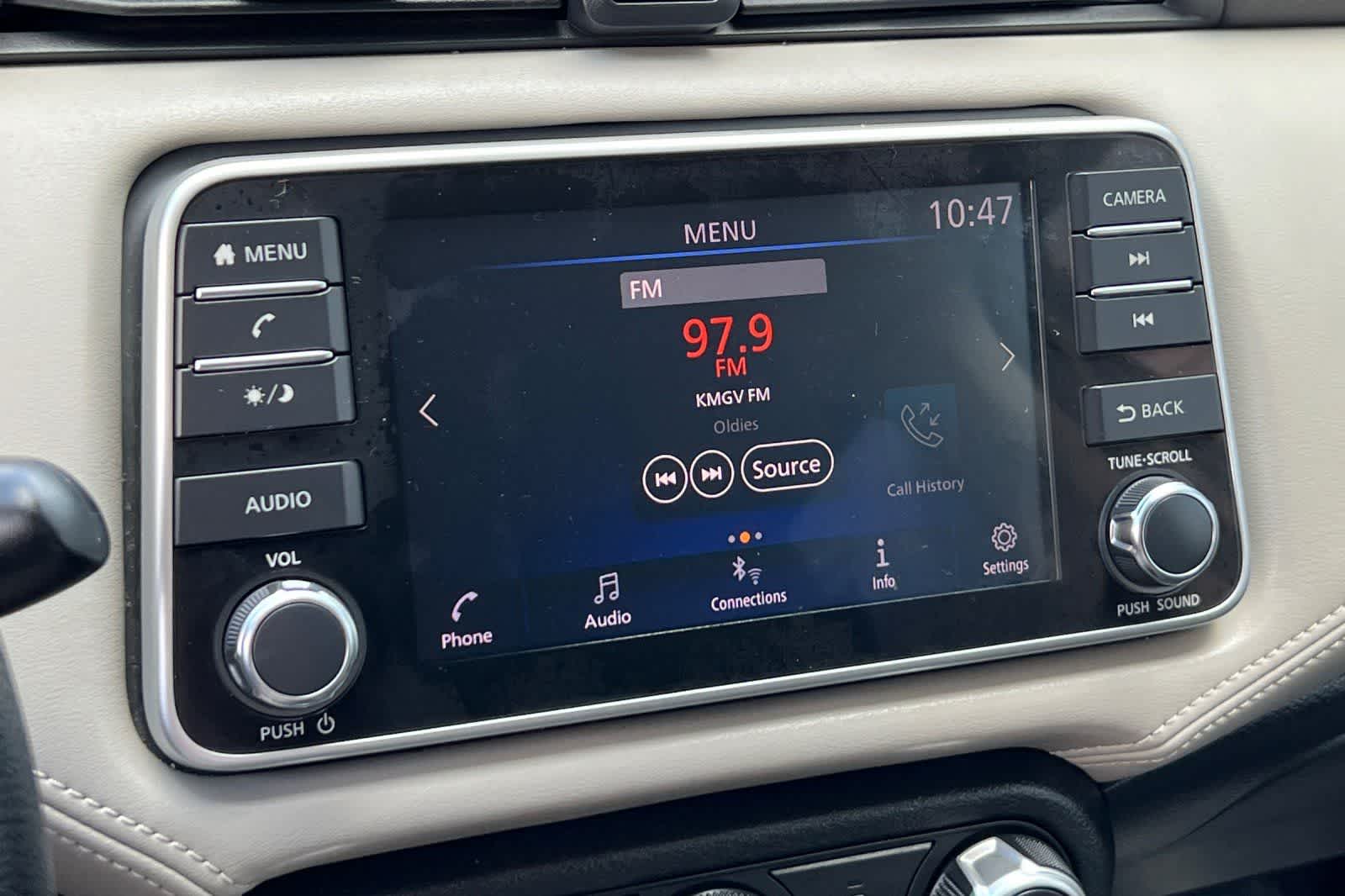 Thumbnail: 2020 Nissan Versa - 20