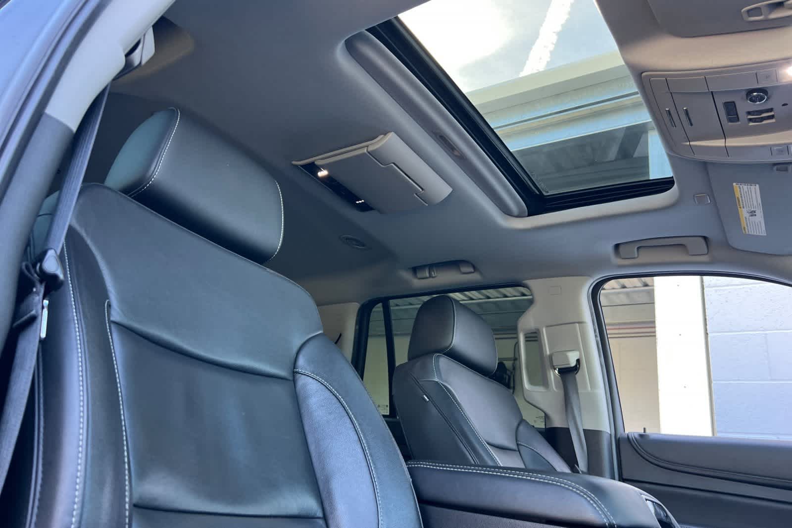 Thumbnail: 2019 Chevrolet Tahoe - 19