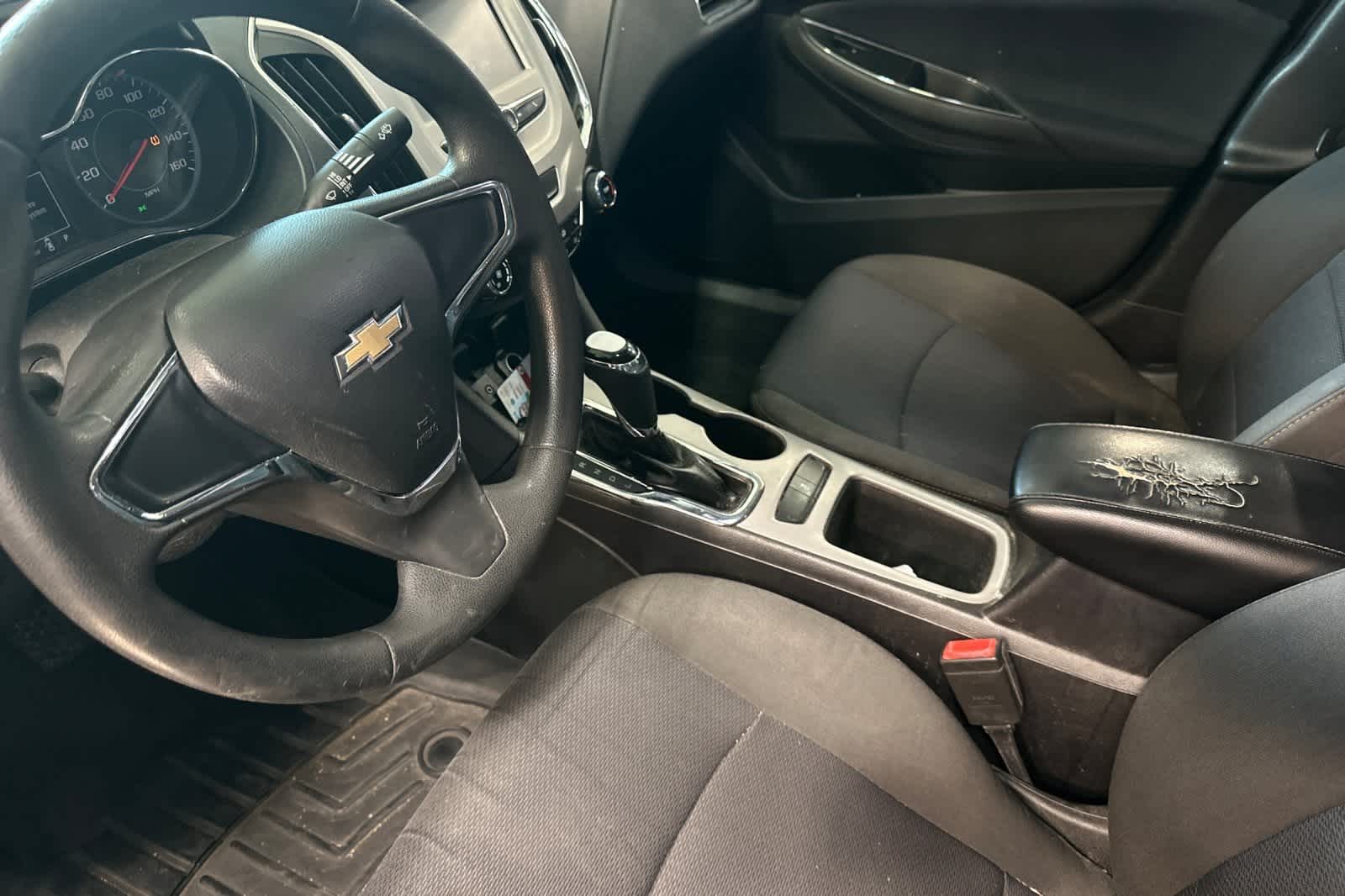 Thumbnail: 2017 Chevrolet Cruze - 14