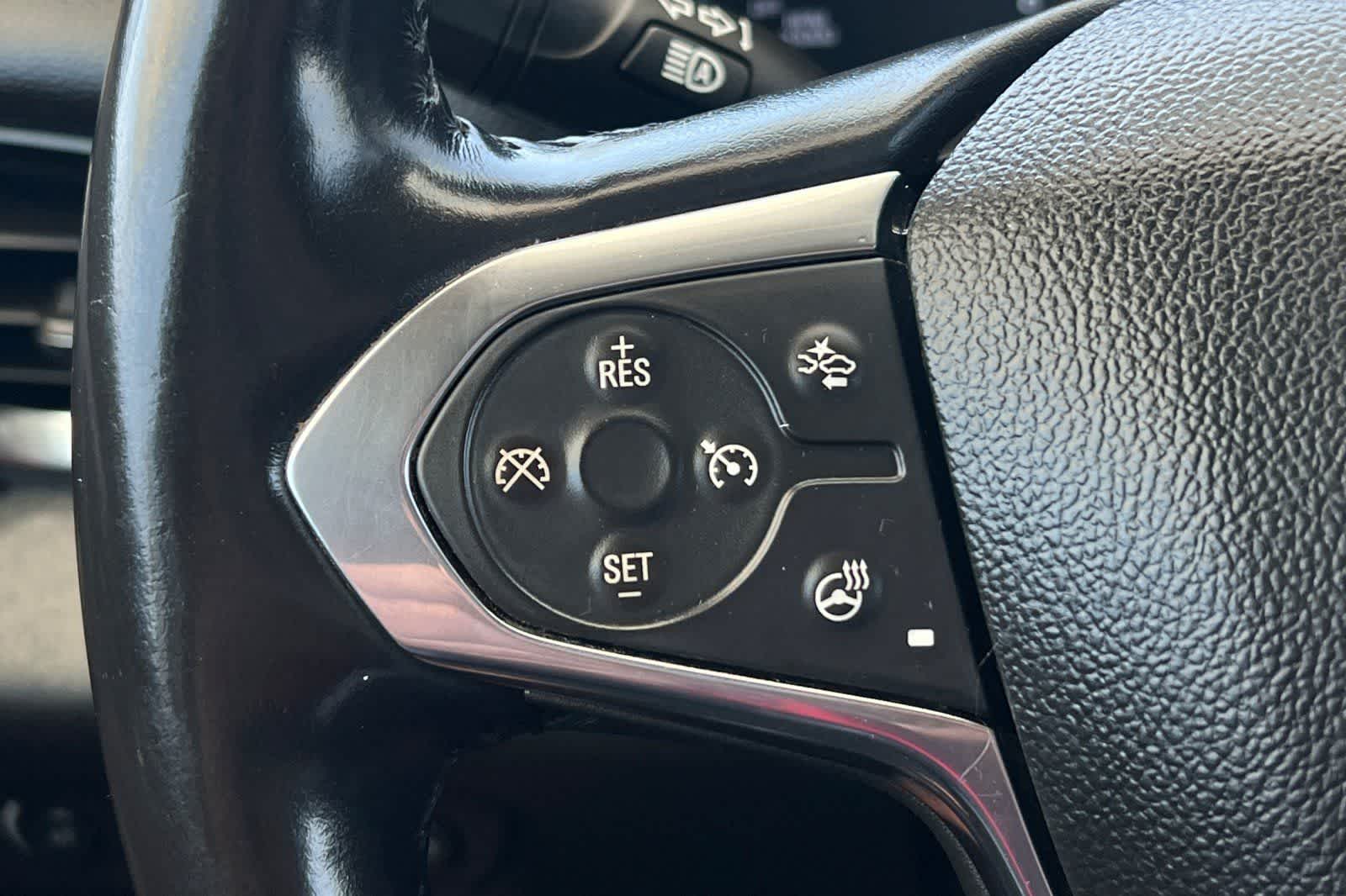Thumbnail: 2020 Chevrolet Traverse - 33