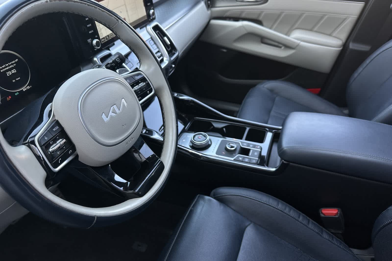 Thumbnail: 2022 Kia Sorento - 11