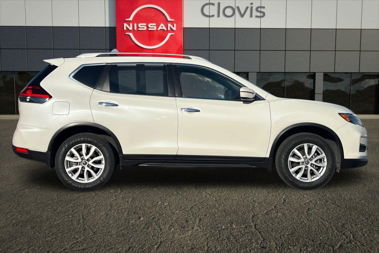 Thumbnail: 2020 Nissan Rogue - 9