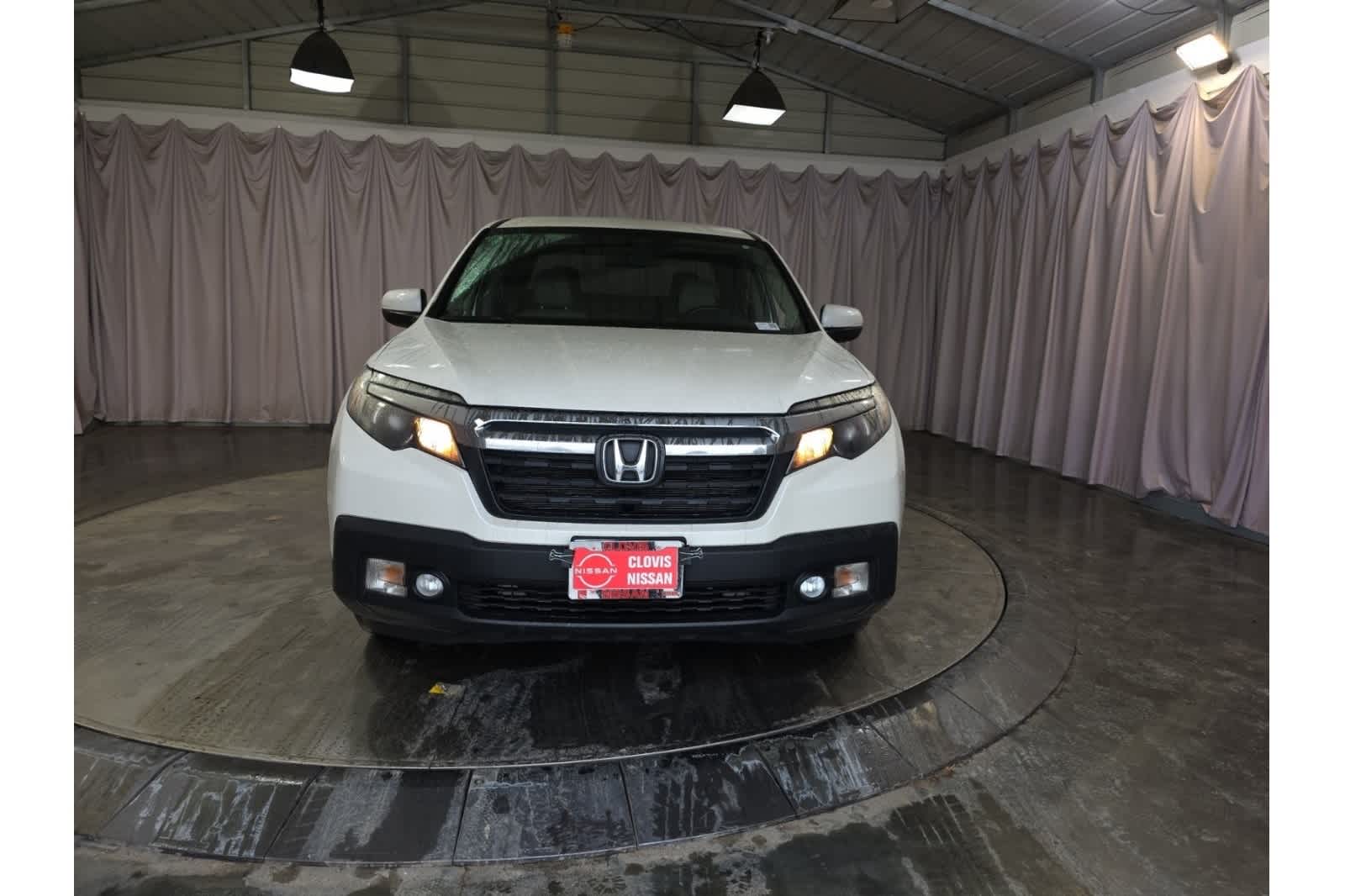 Thumbnail: 2017 Honda Ridgeline - 5