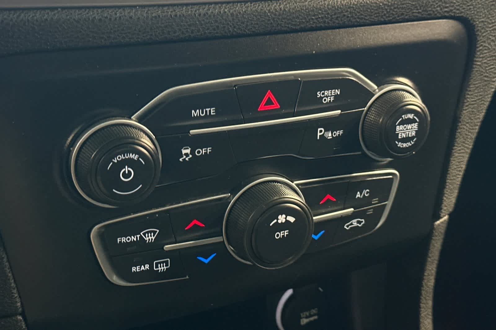 Thumbnail: 2023 Dodge Charger - 21