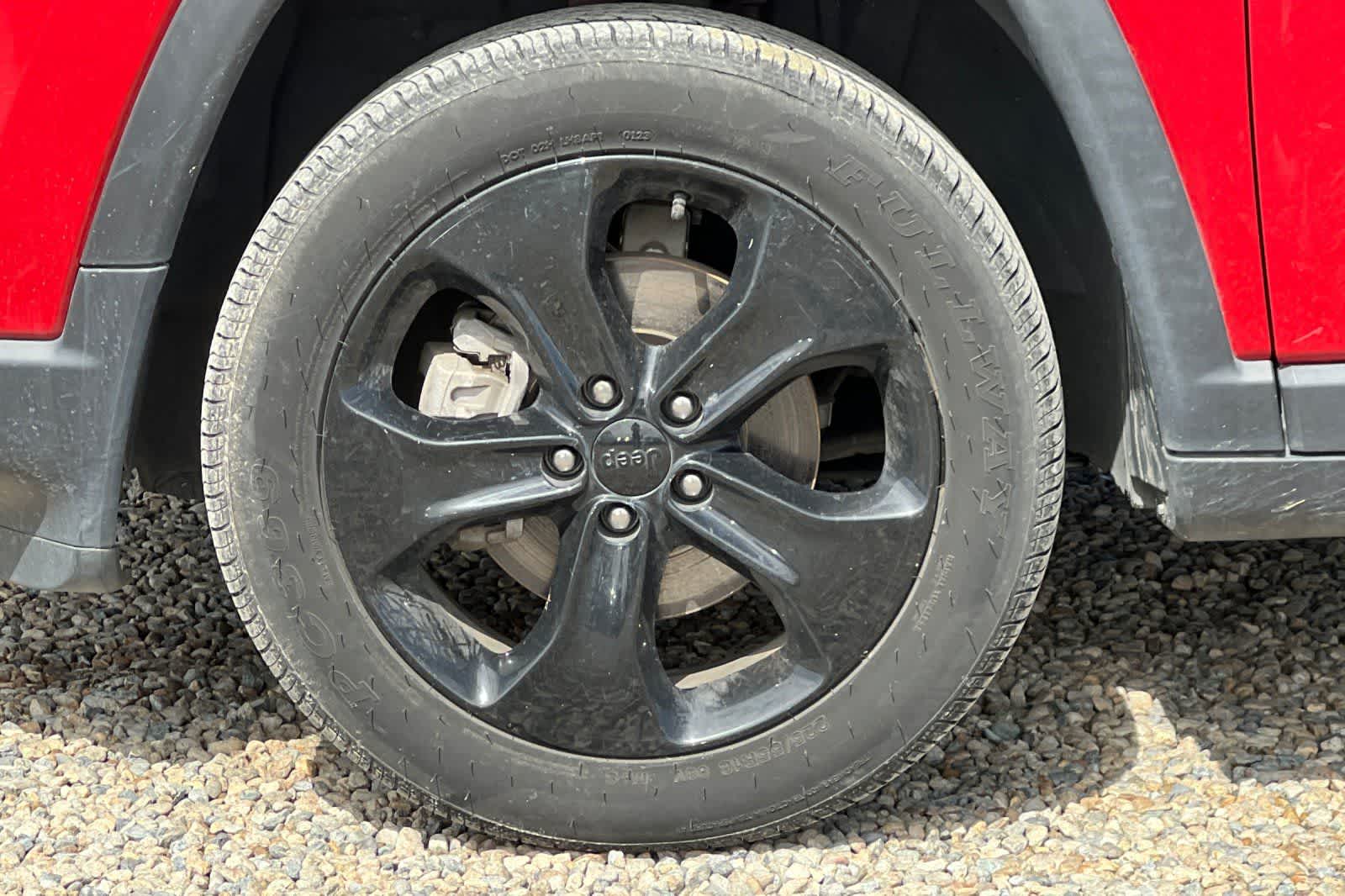 Thumbnail: 2021 Jeep Compass - 12