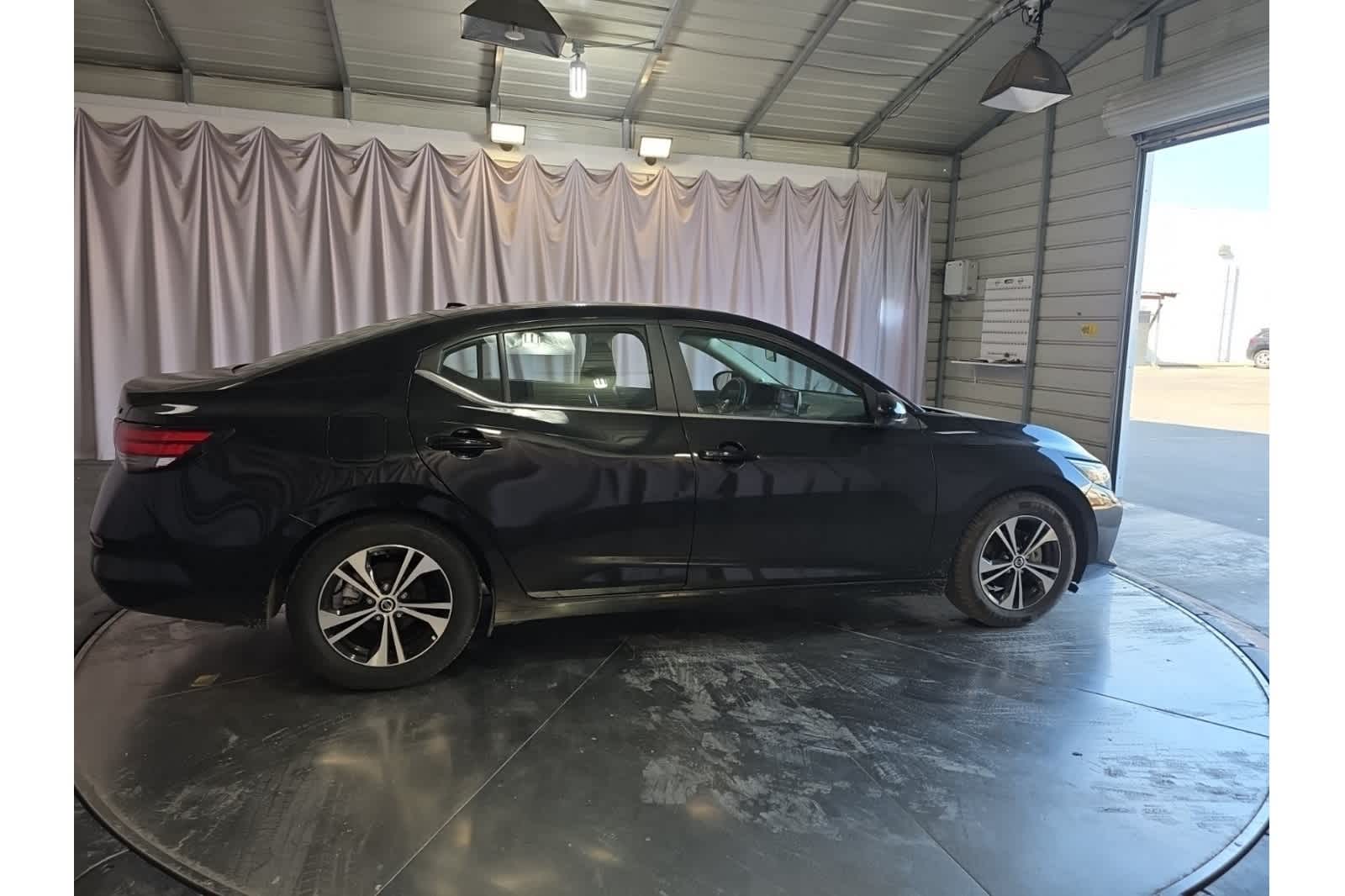 Thumbnail: 2022 Nissan Sentra - 11