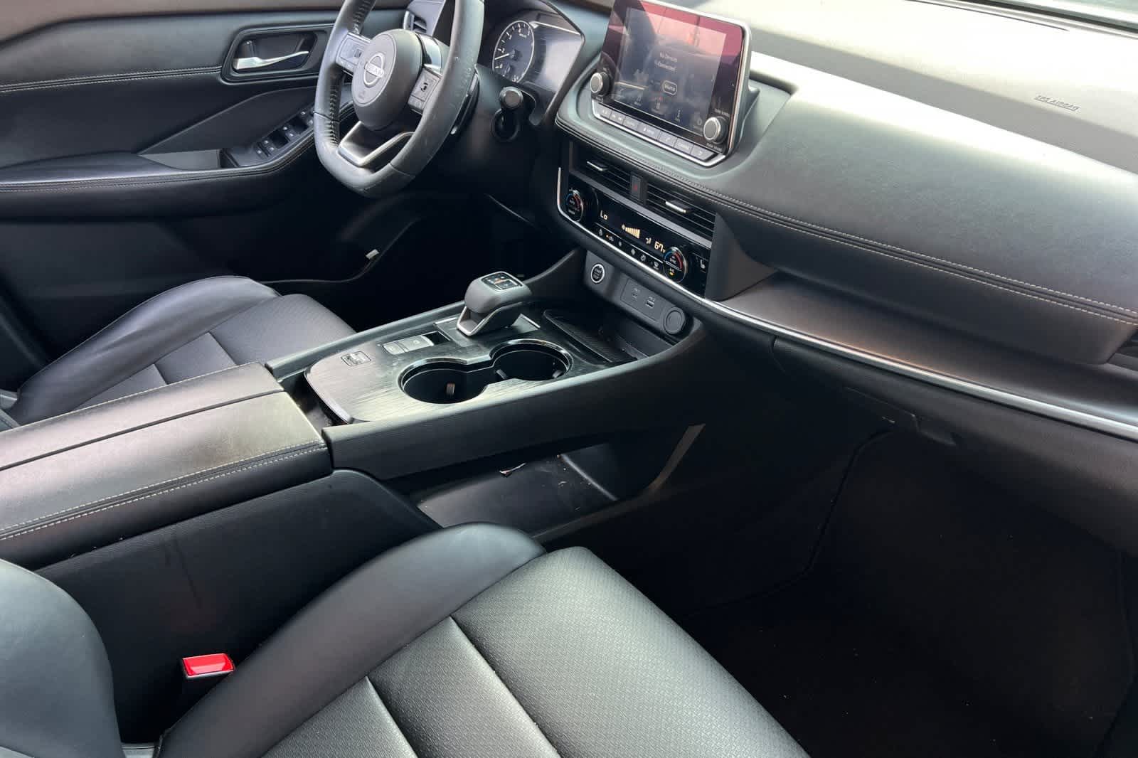 Thumbnail: 2023 Nissan Rogue - 17