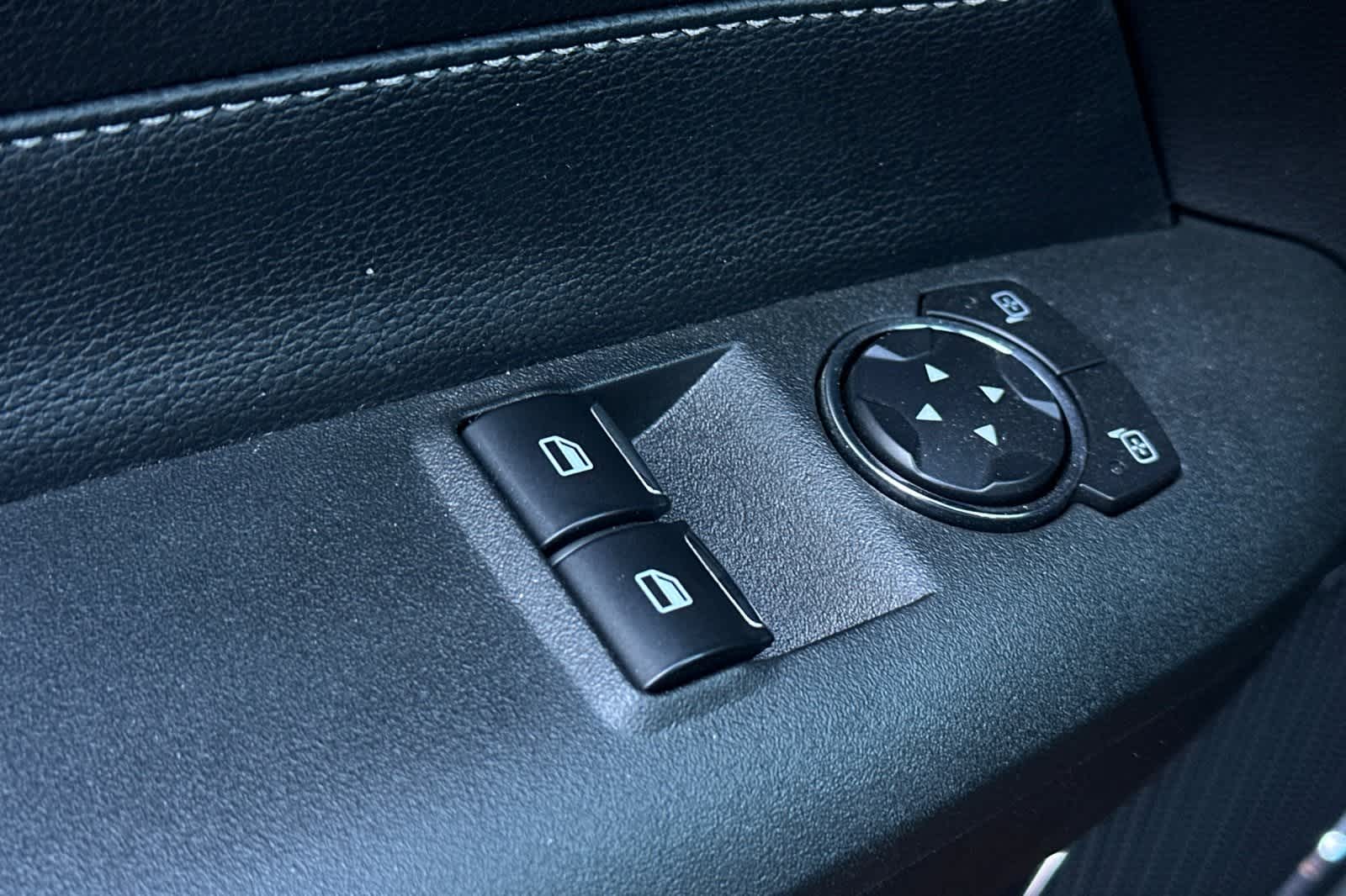 Thumbnail: 2016 Ford Mustang - 16