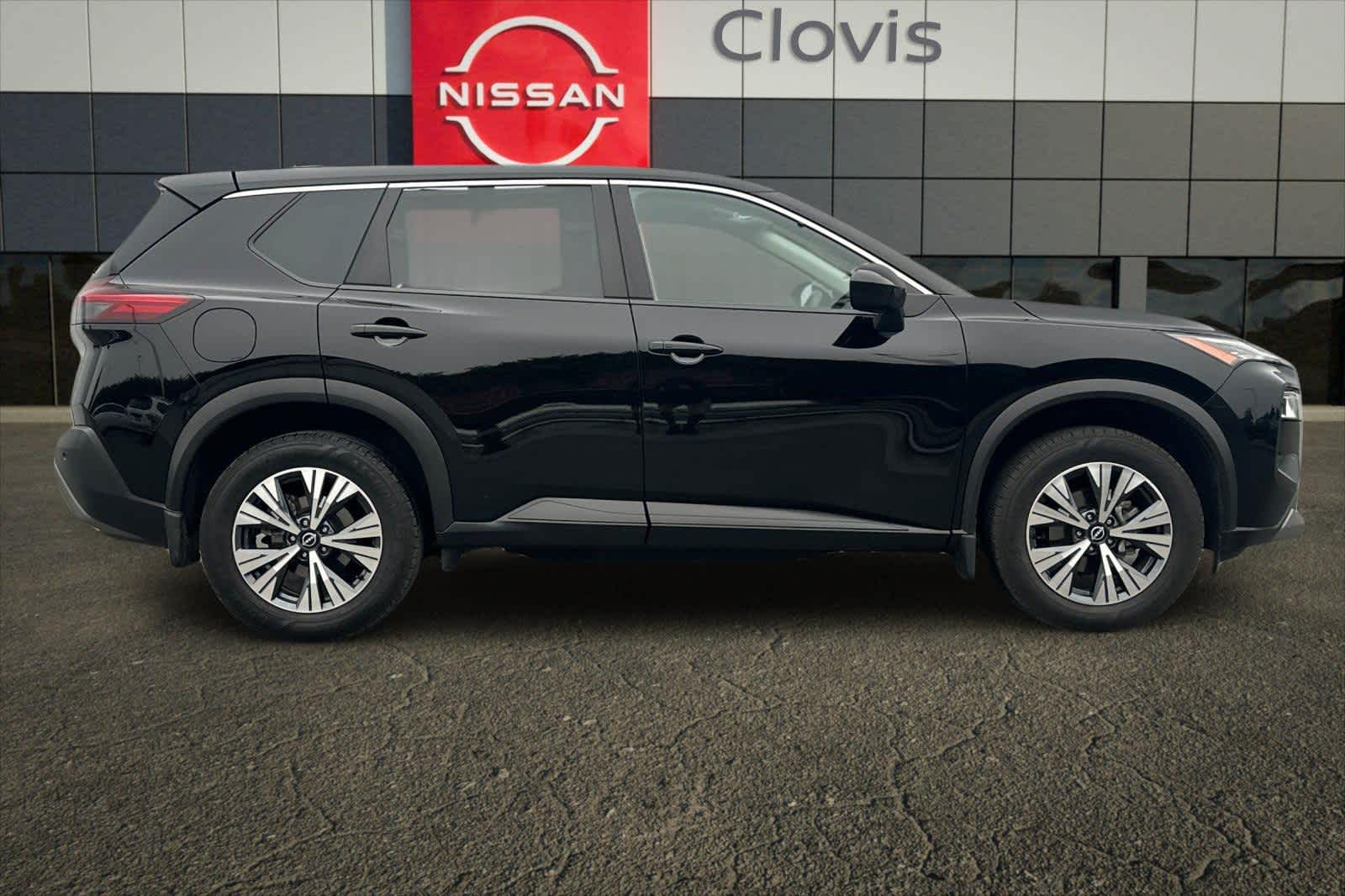 Thumbnail: 2023 Nissan Rogue - 9