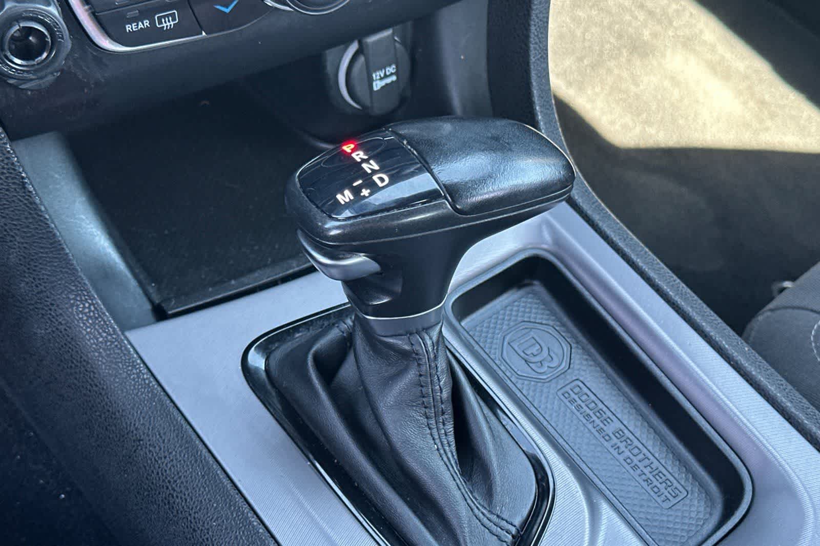 Thumbnail: 2022 Dodge Charger - 24