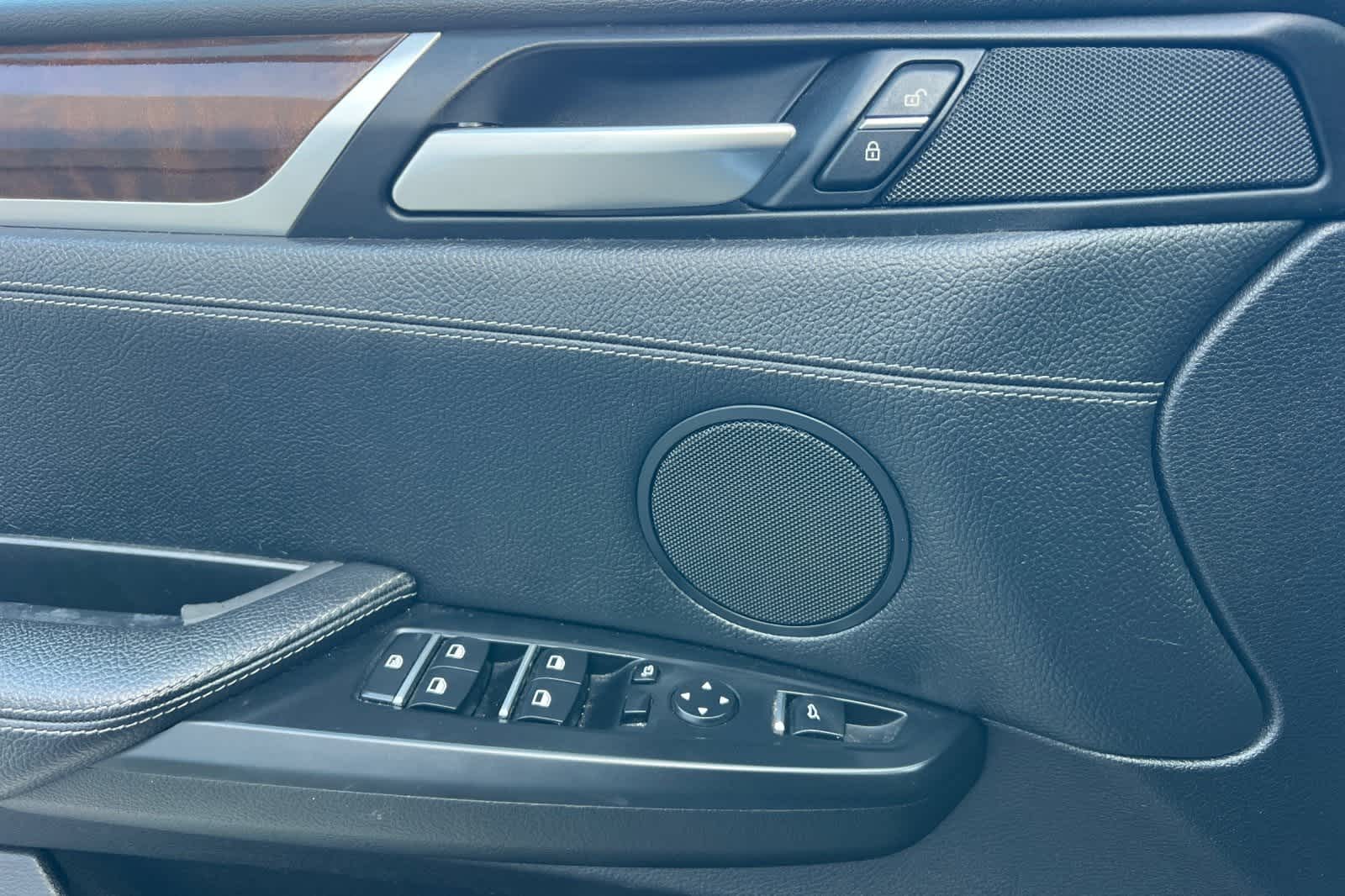 Thumbnail: 2017 BMW X3 - 13