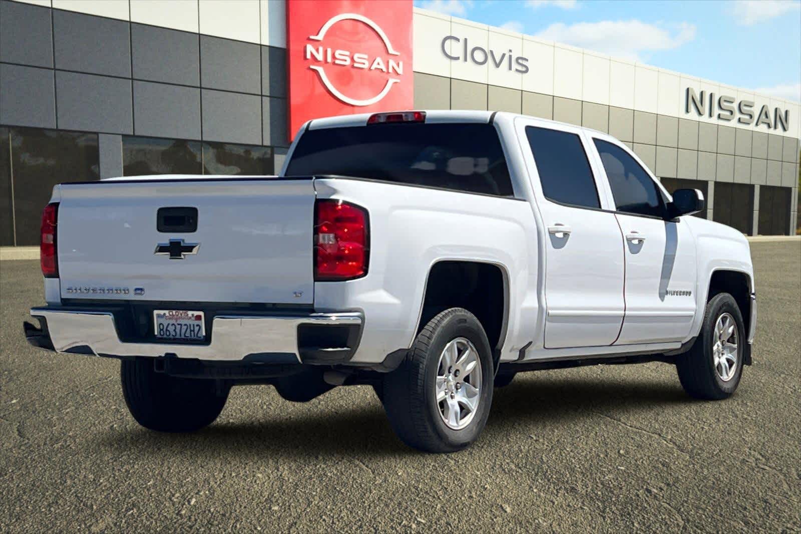 Thumbnail: 2018 Chevrolet Silverado 1500 - 3