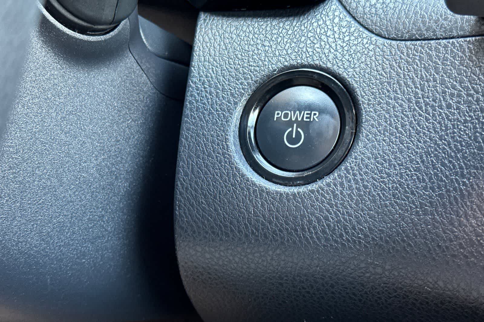 Thumbnail: 2025 Toyota Camry - 27