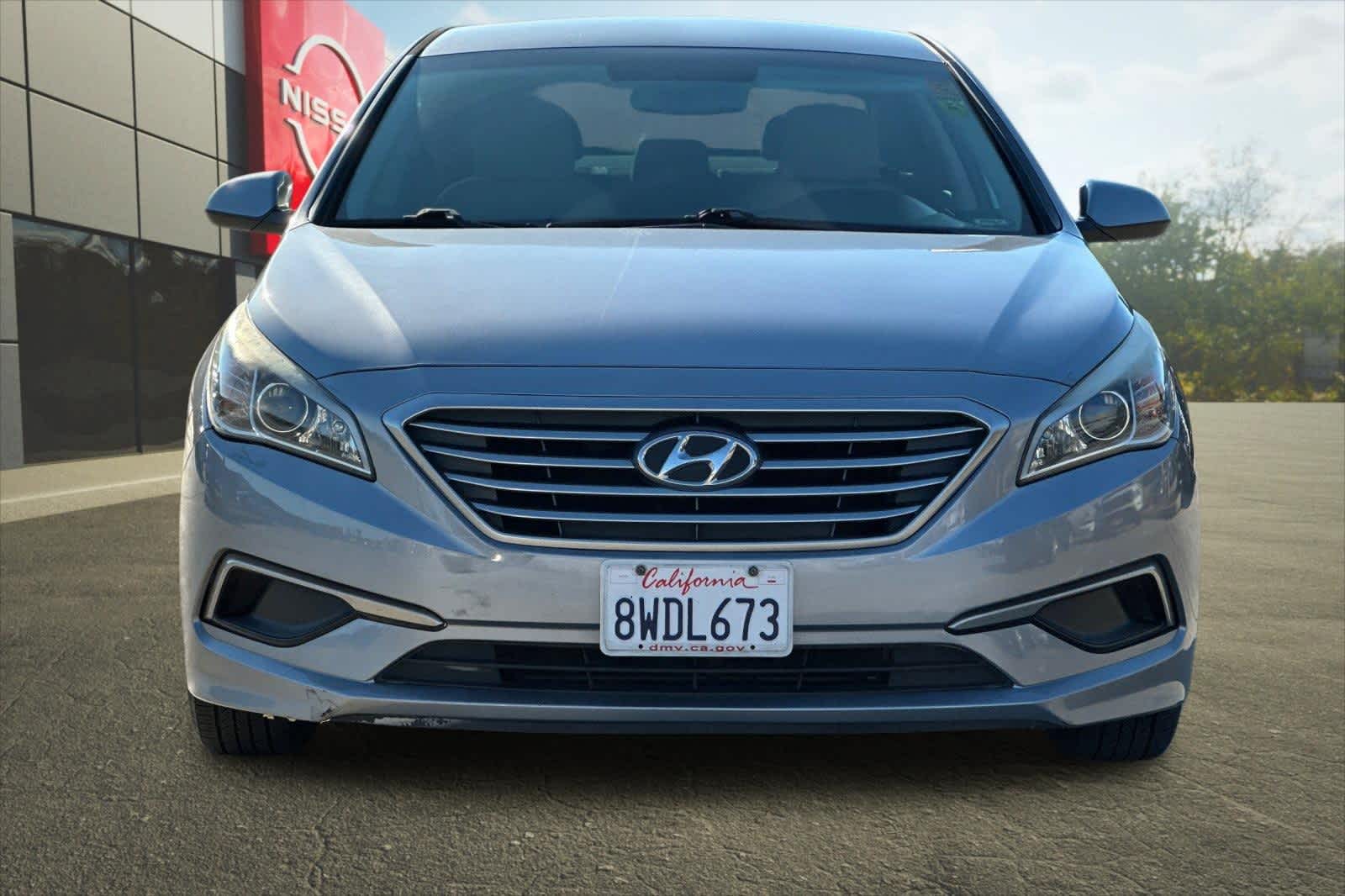 Thumbnail: 2016 Hyundai Sonata - 11