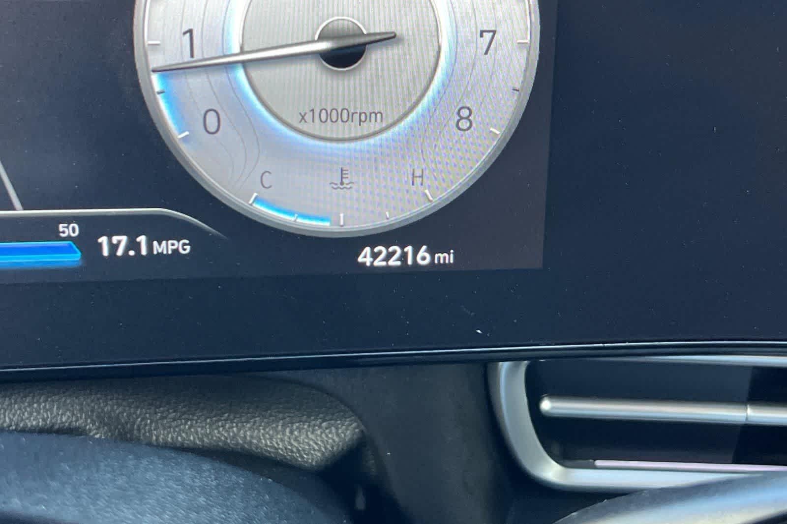 Thumbnail: 2024 Hyundai Elantra - 24