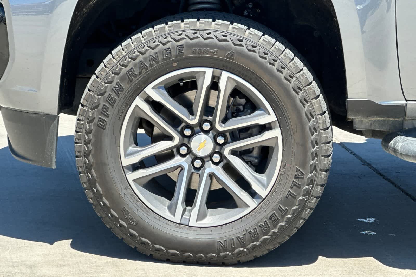 Thumbnail: 2021 Chevrolet Colorado - 12