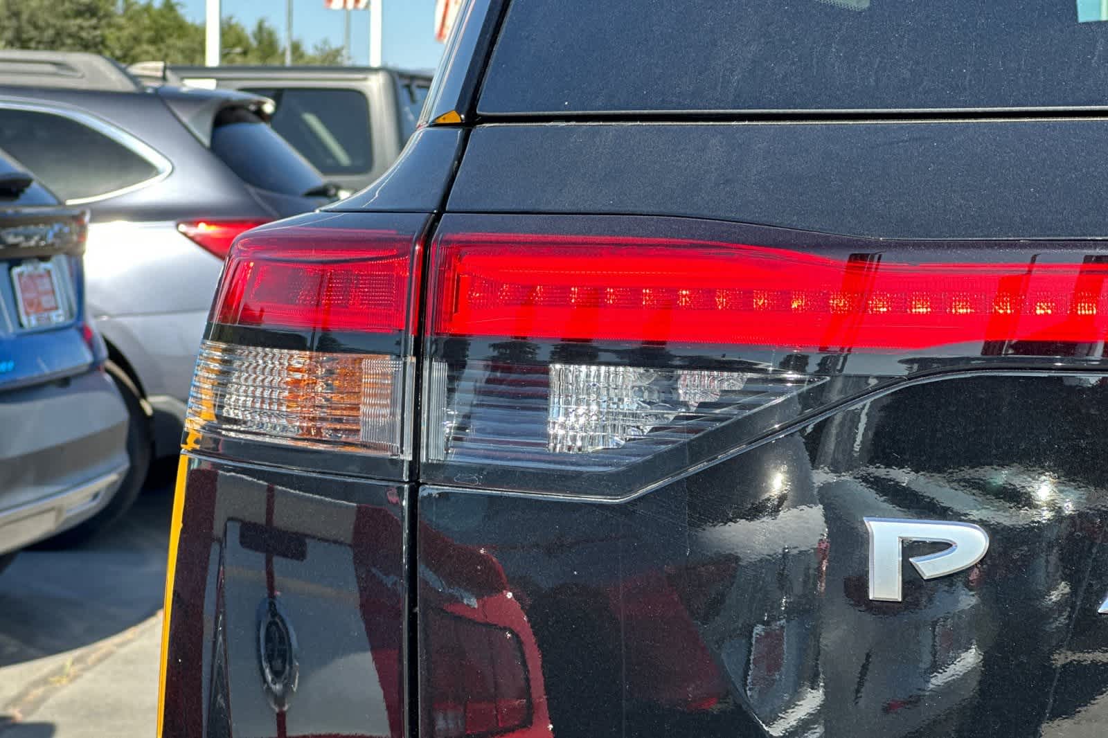 Thumbnail: 2025 Nissan Pathfinder - 16