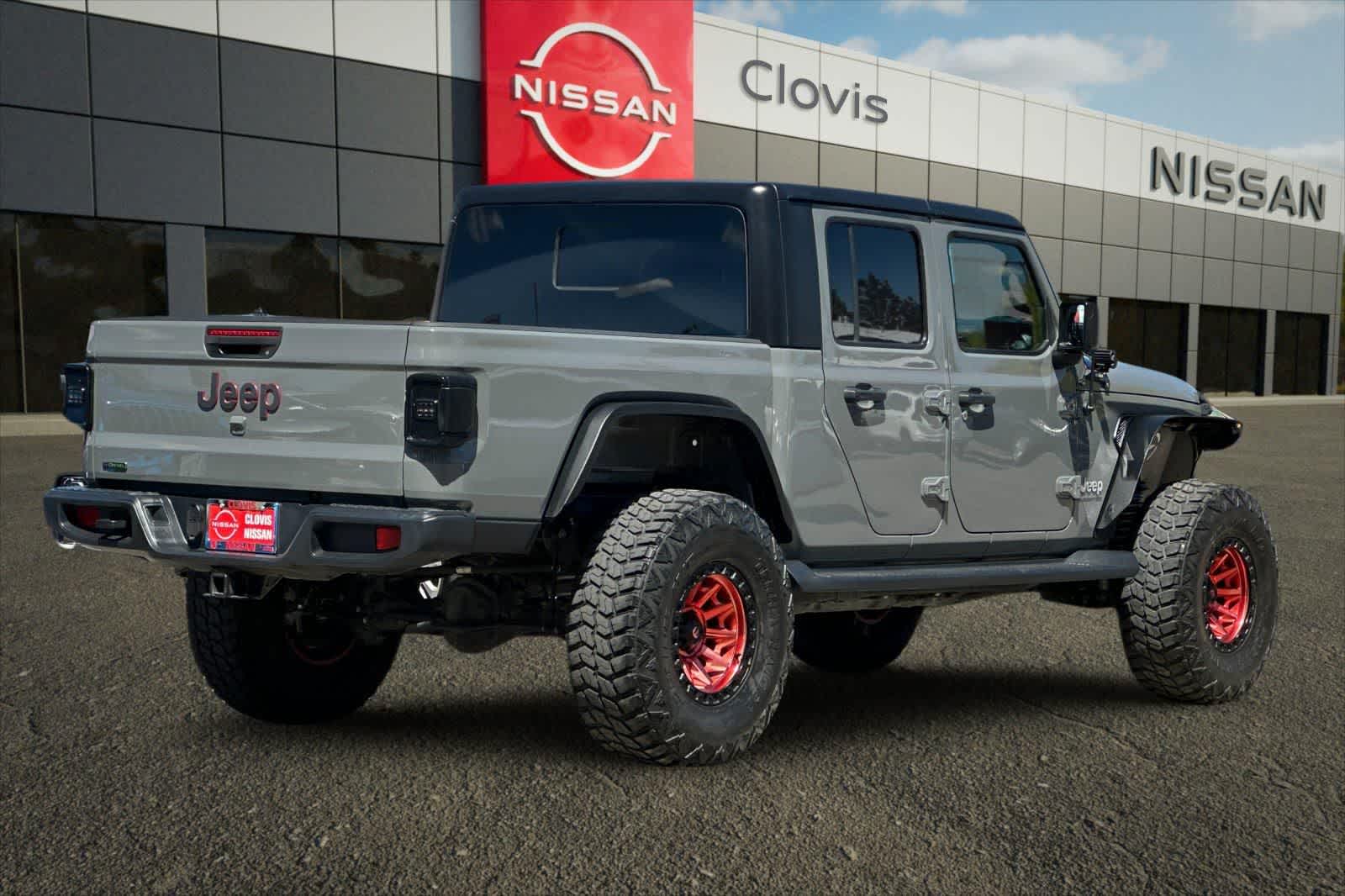 Thumbnail: 2022 Jeep Gladiator - 3