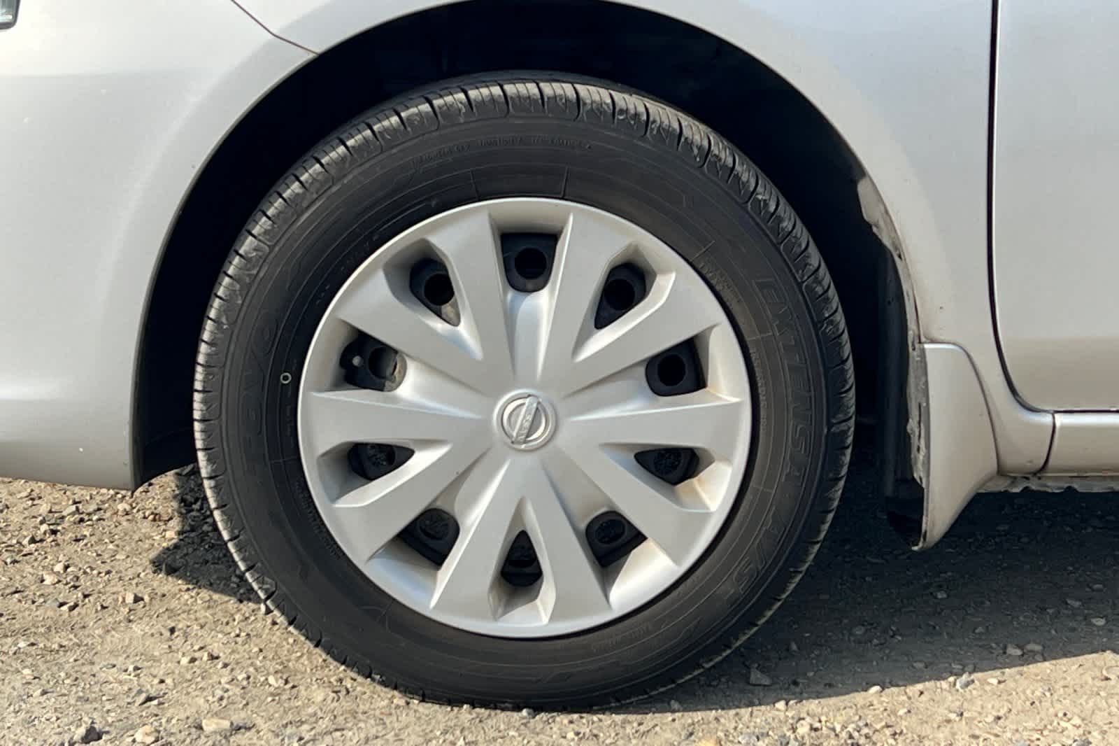 Thumbnail: 2017 Nissan Versa - 25